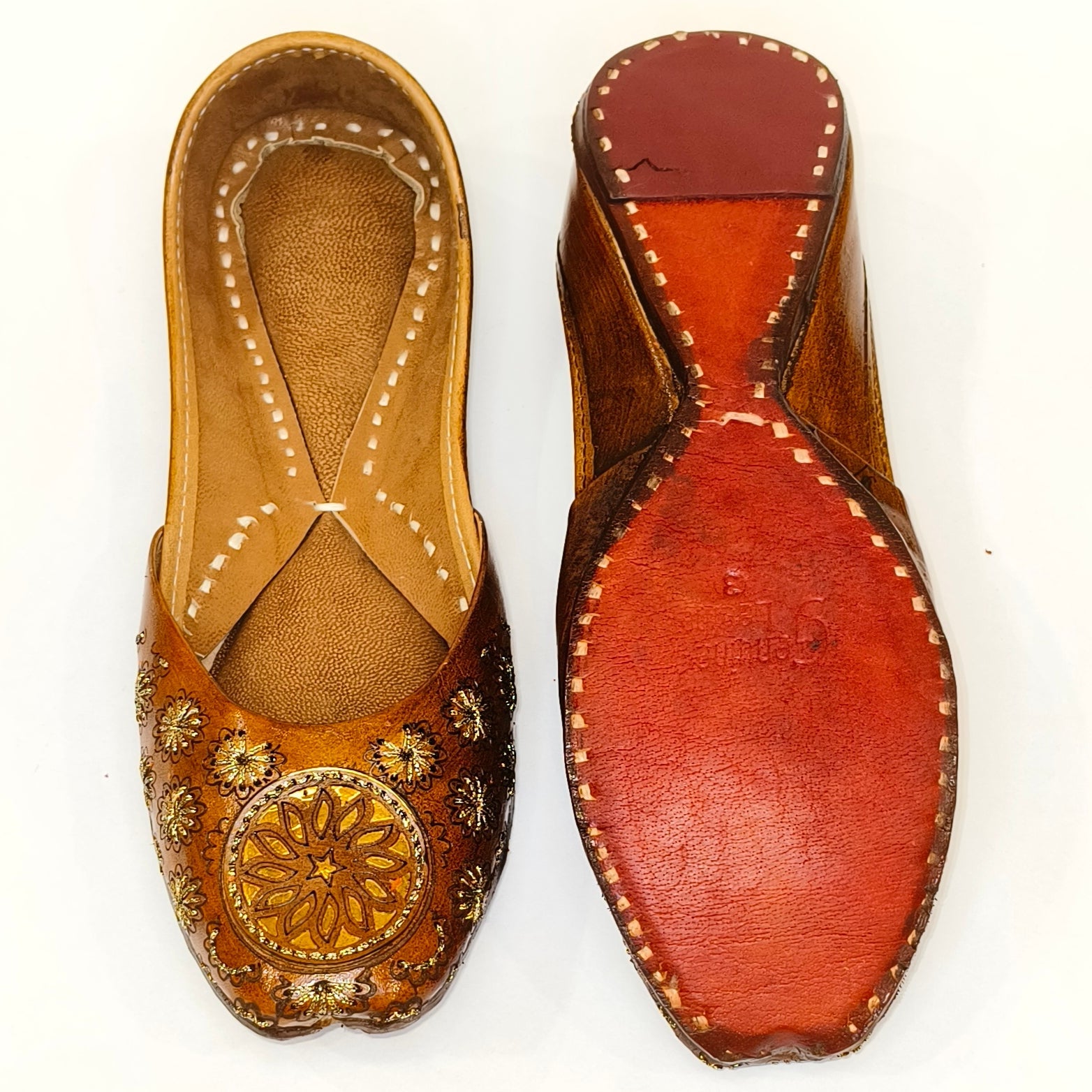 Punjabi Jutti sunflower Heavy Aari Work2513