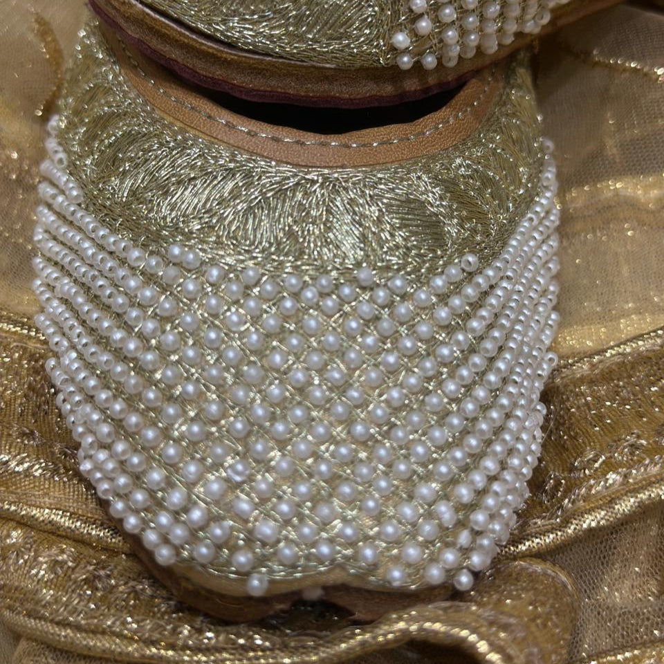 Punjabi Jutti pearl work 2919