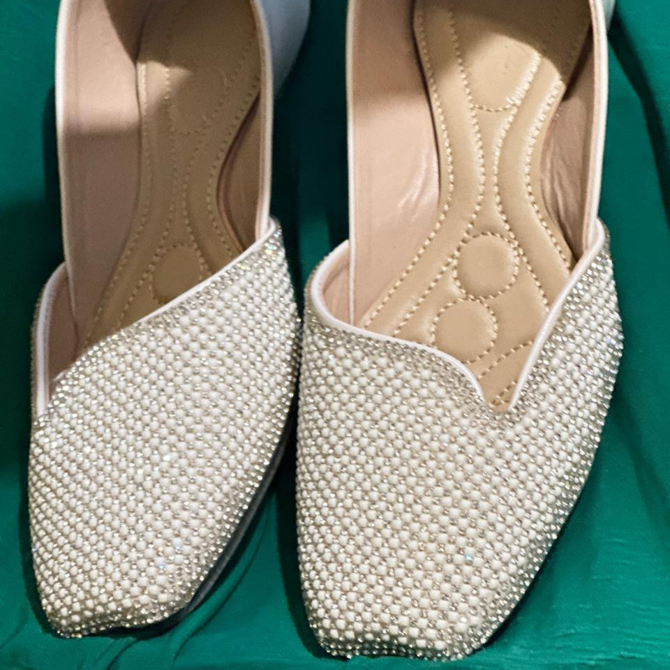 Punjabi Jutti heavy stone side cut work 0306