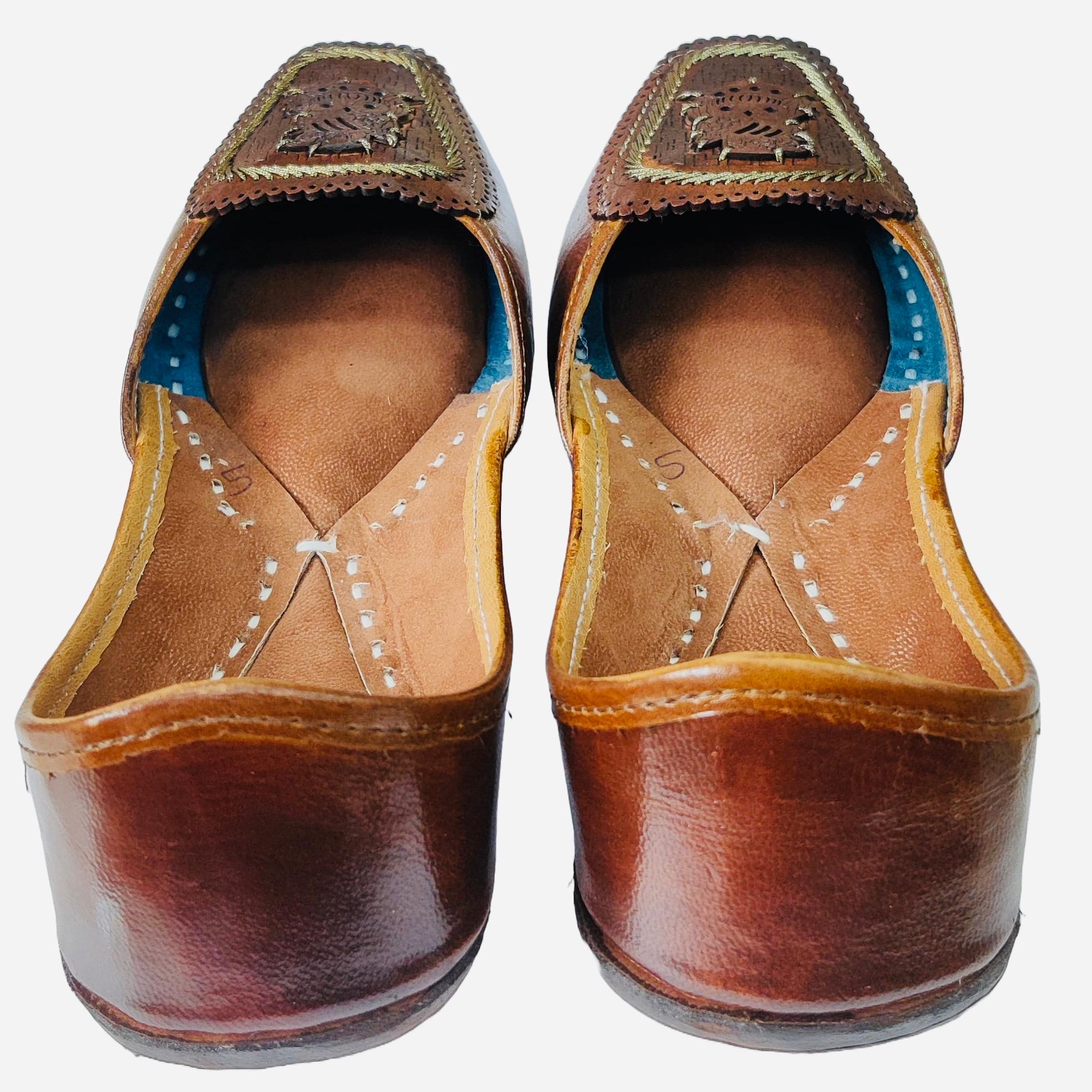 Punjabi Jutti casual in leather work 0311