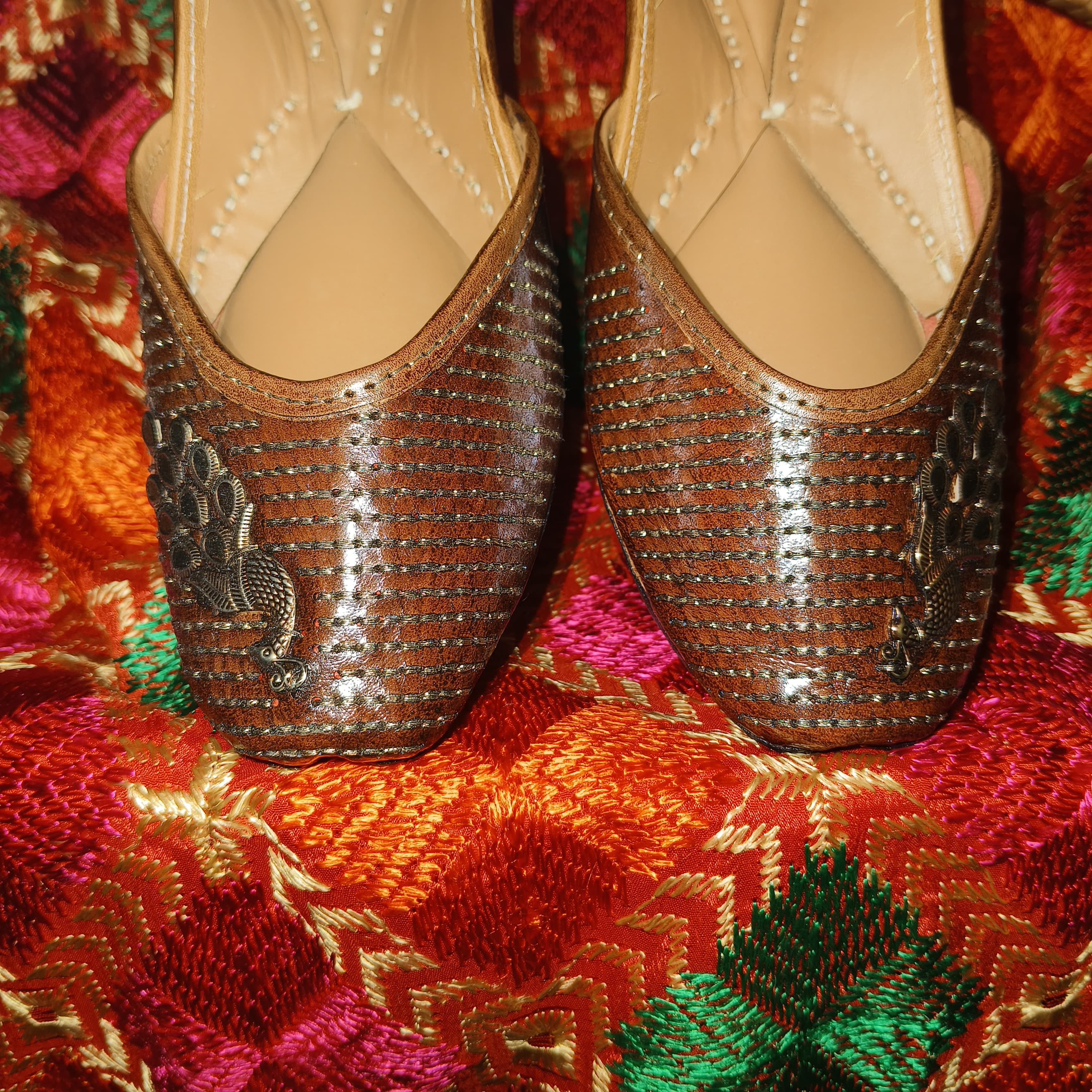 Punjabi Jutti casual in leather work 03122