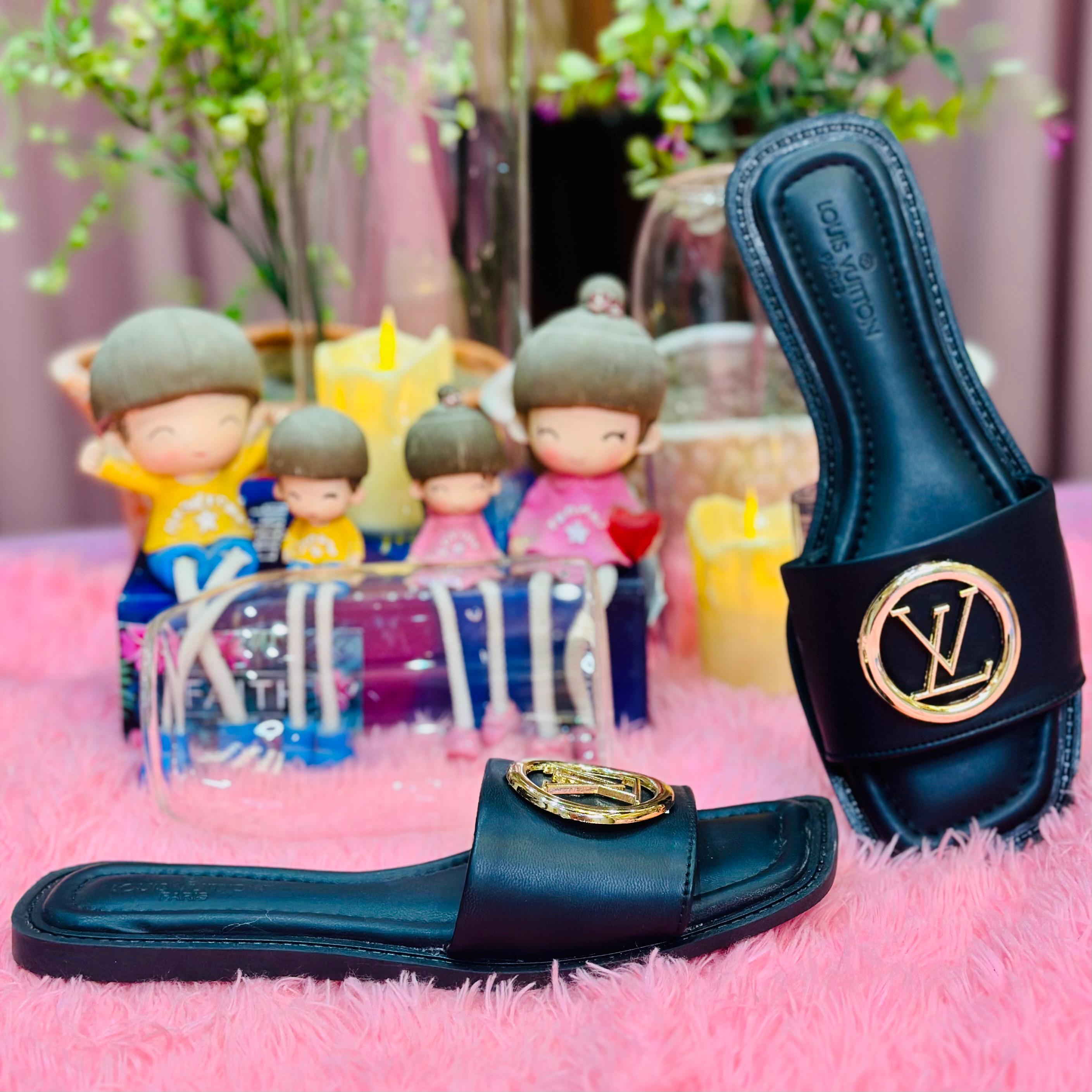 FLIP FLOPS 0525
