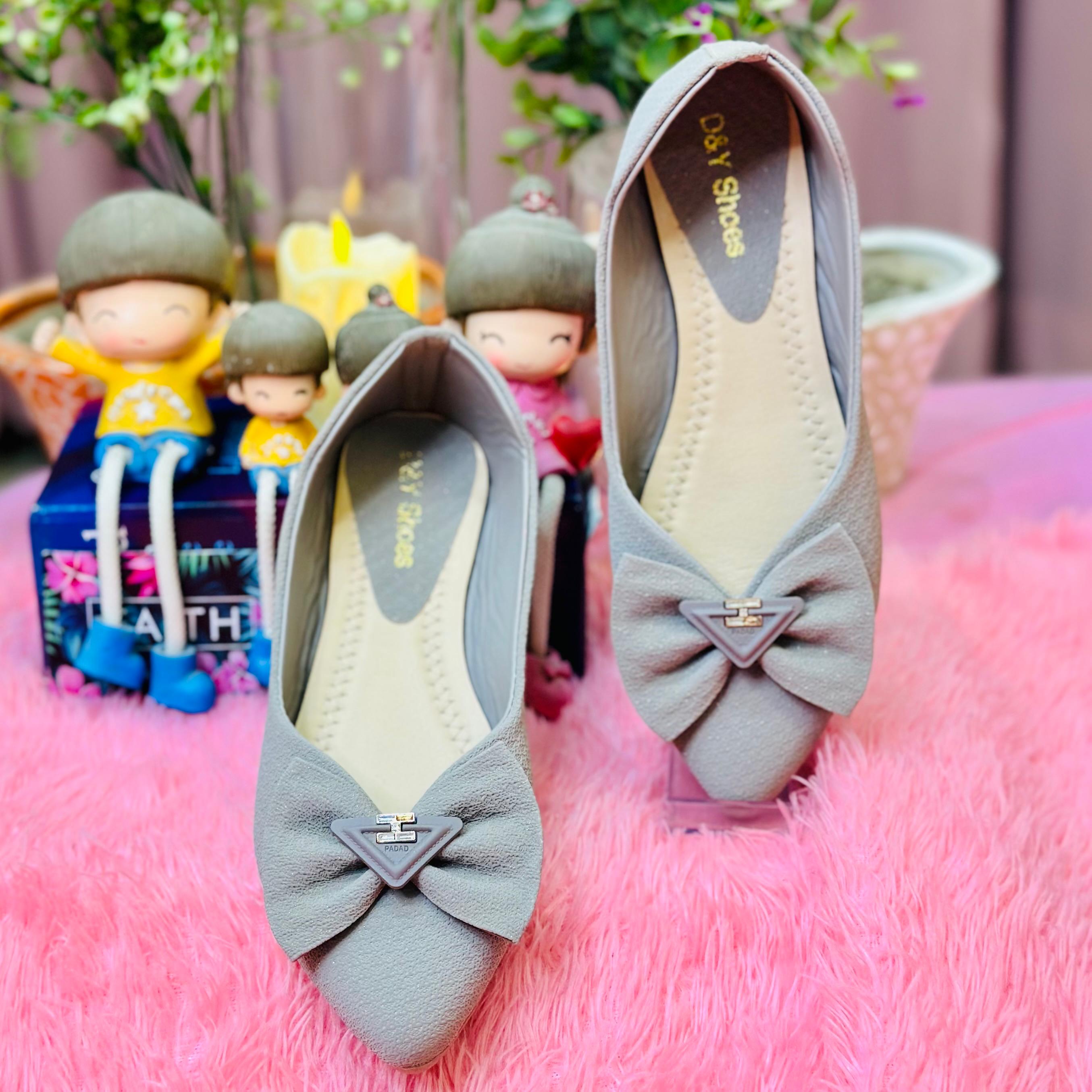 toes and flats 604 b