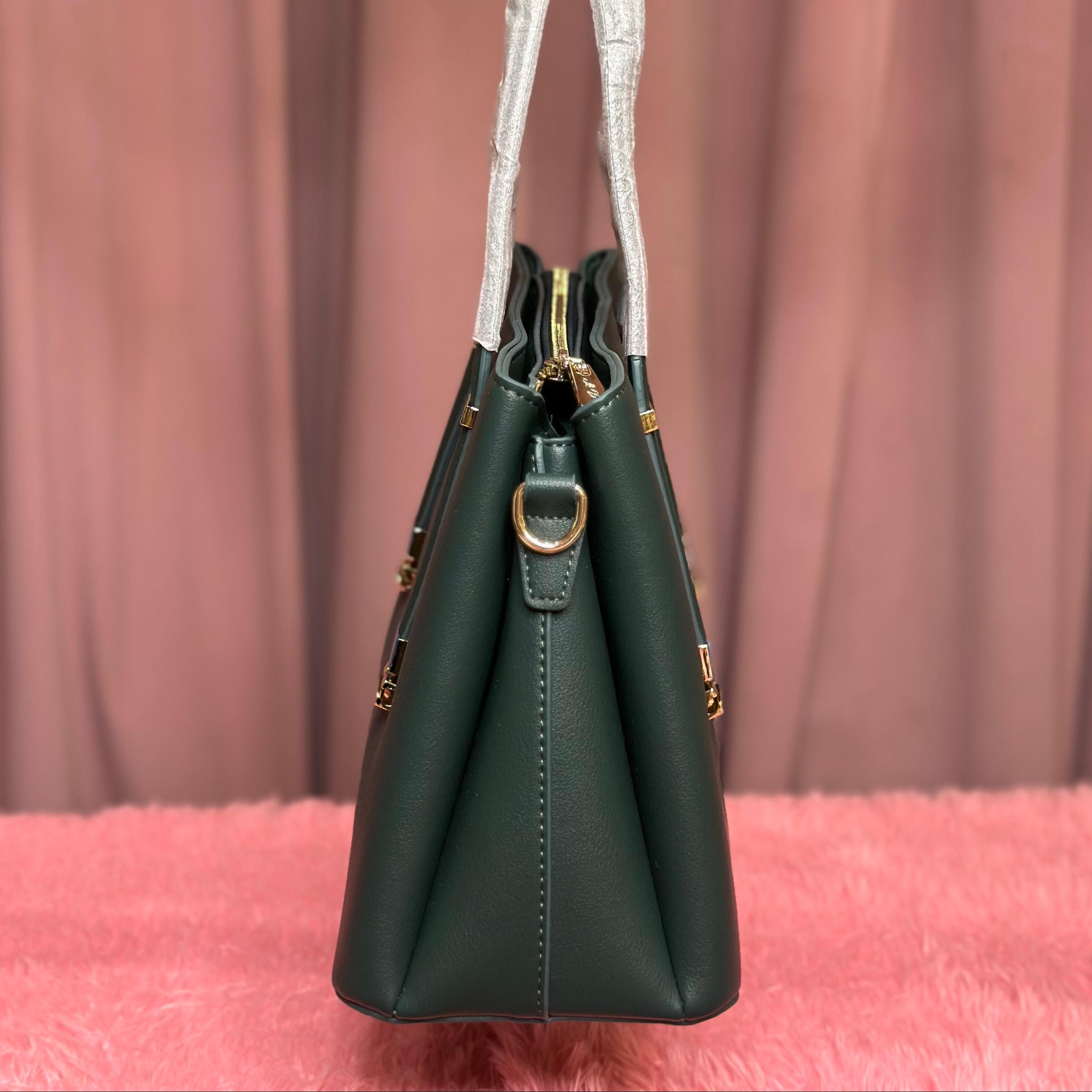 TOTS AND BAGS 08