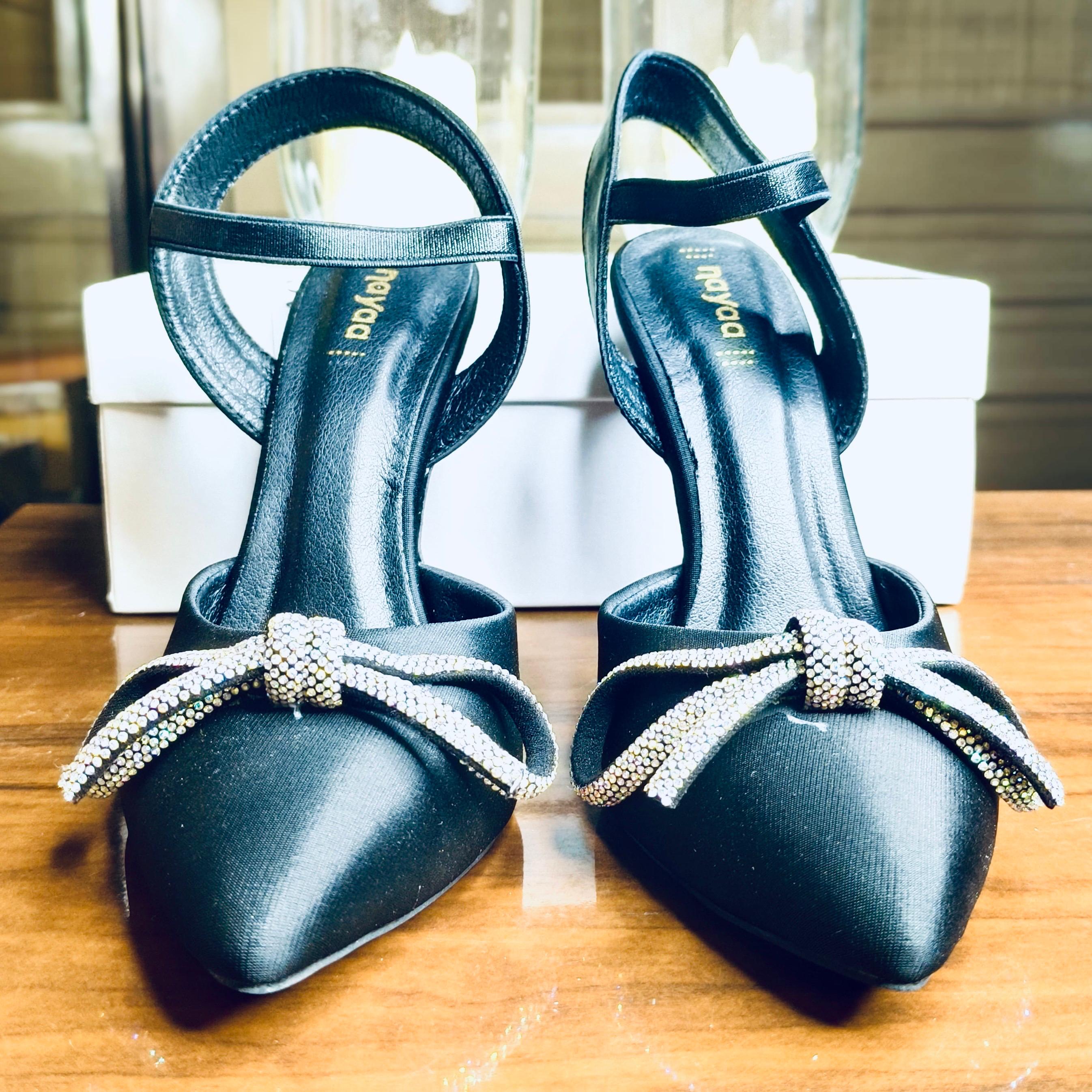 HEELS 02