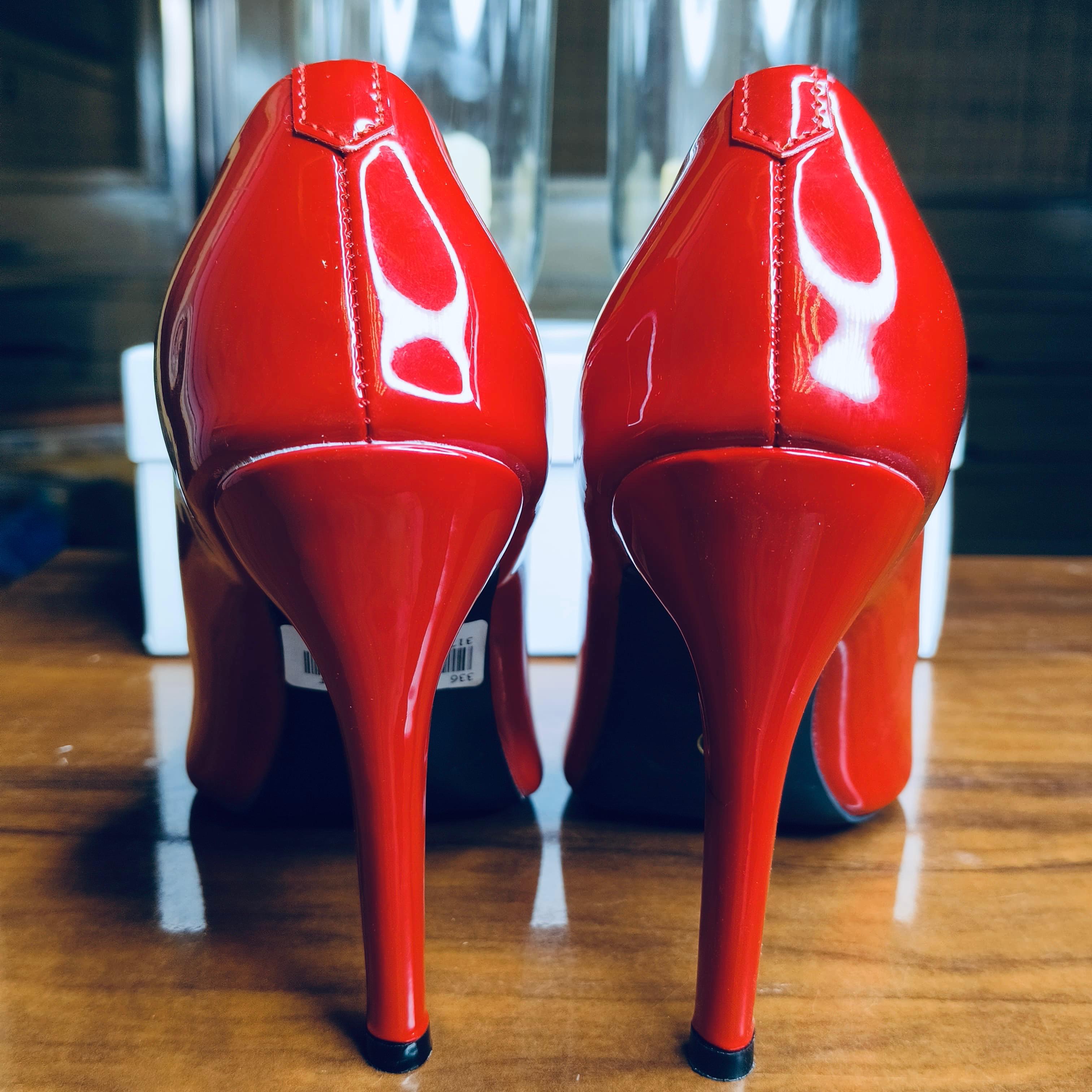 HEELS 04