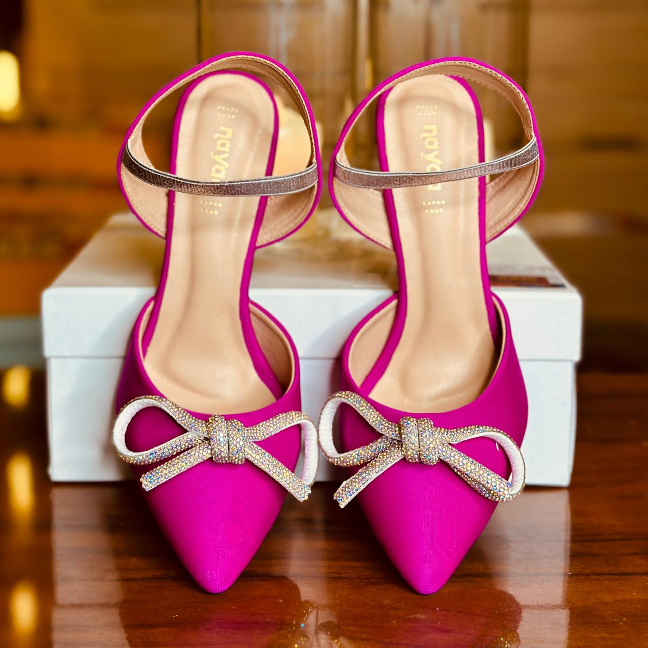 HEELS 01