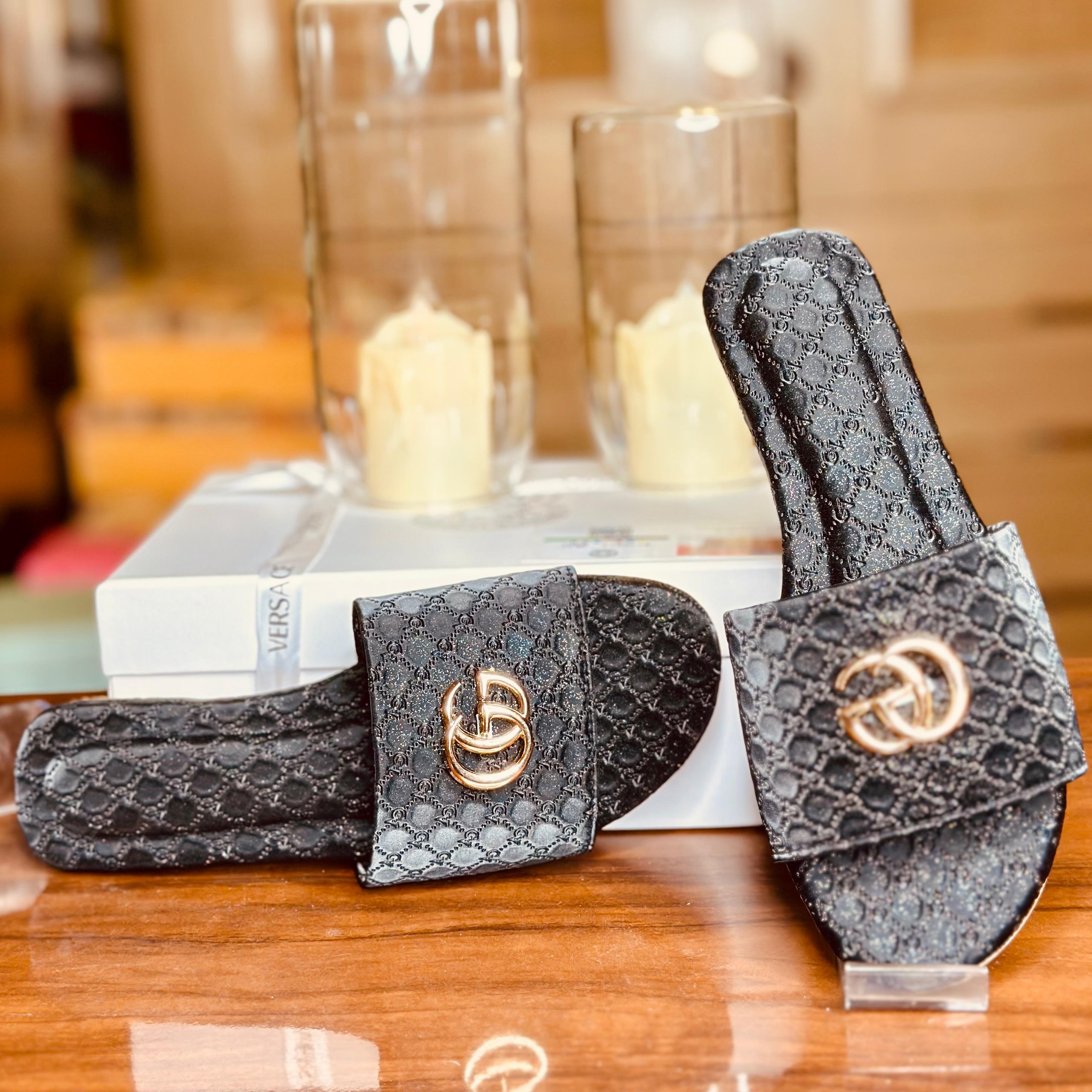 FLIP FLOPS 542