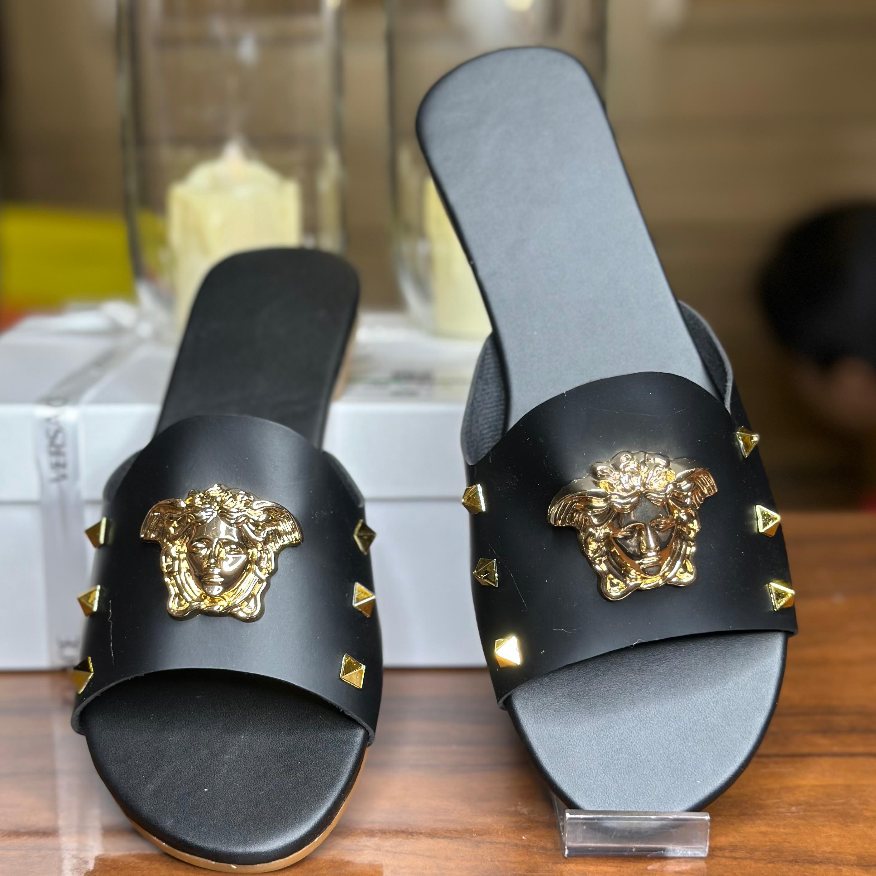 FLIP FLOPS 0513 b