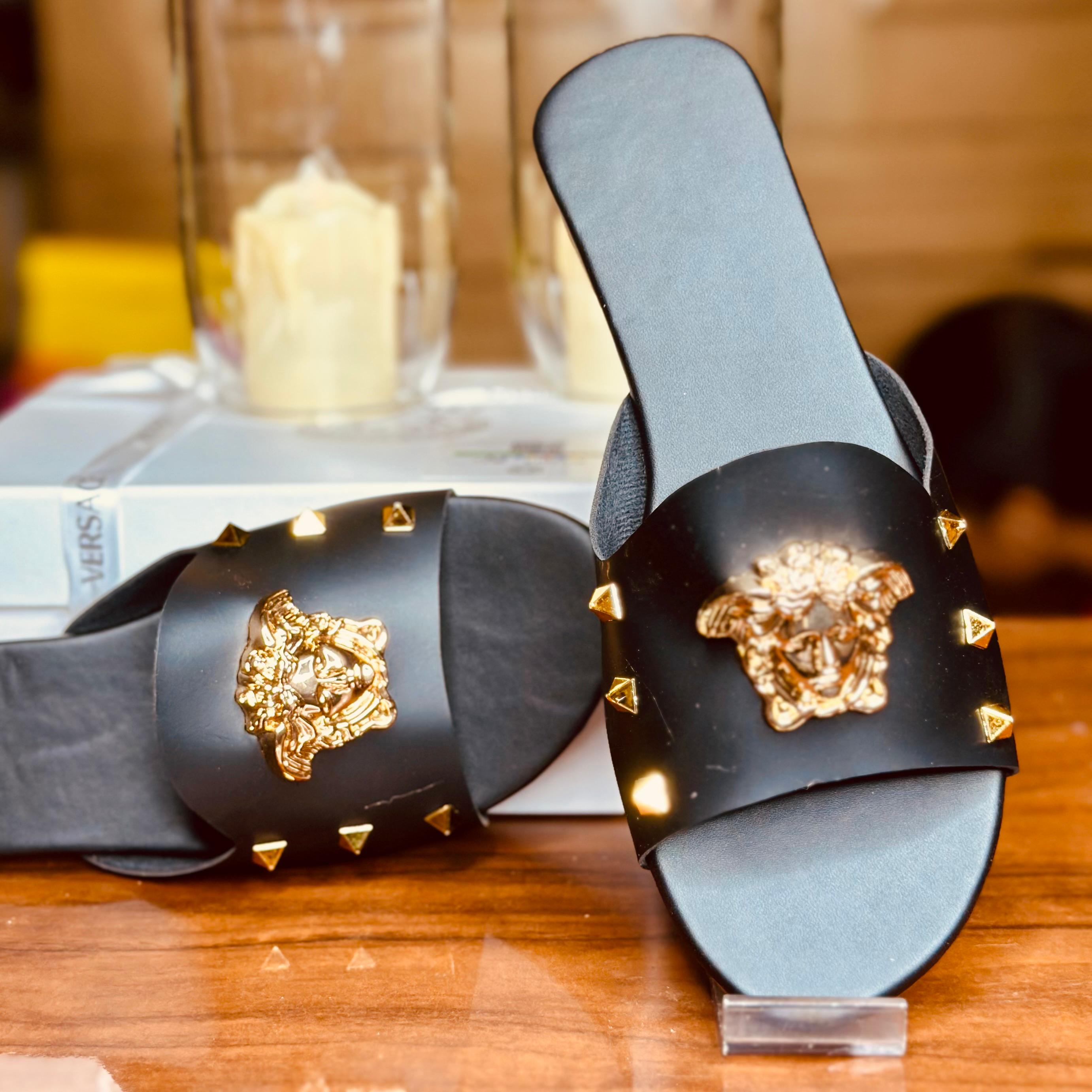 FLIP FLOPS 0513 b