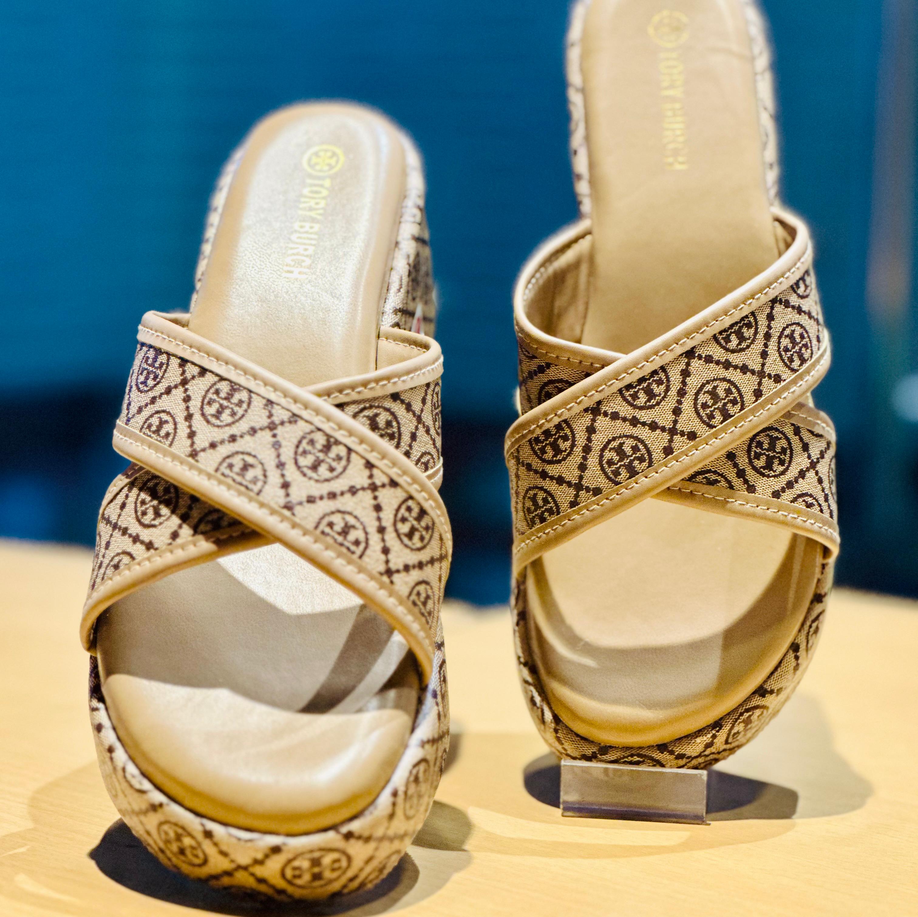 FLIP FLOPS 05073