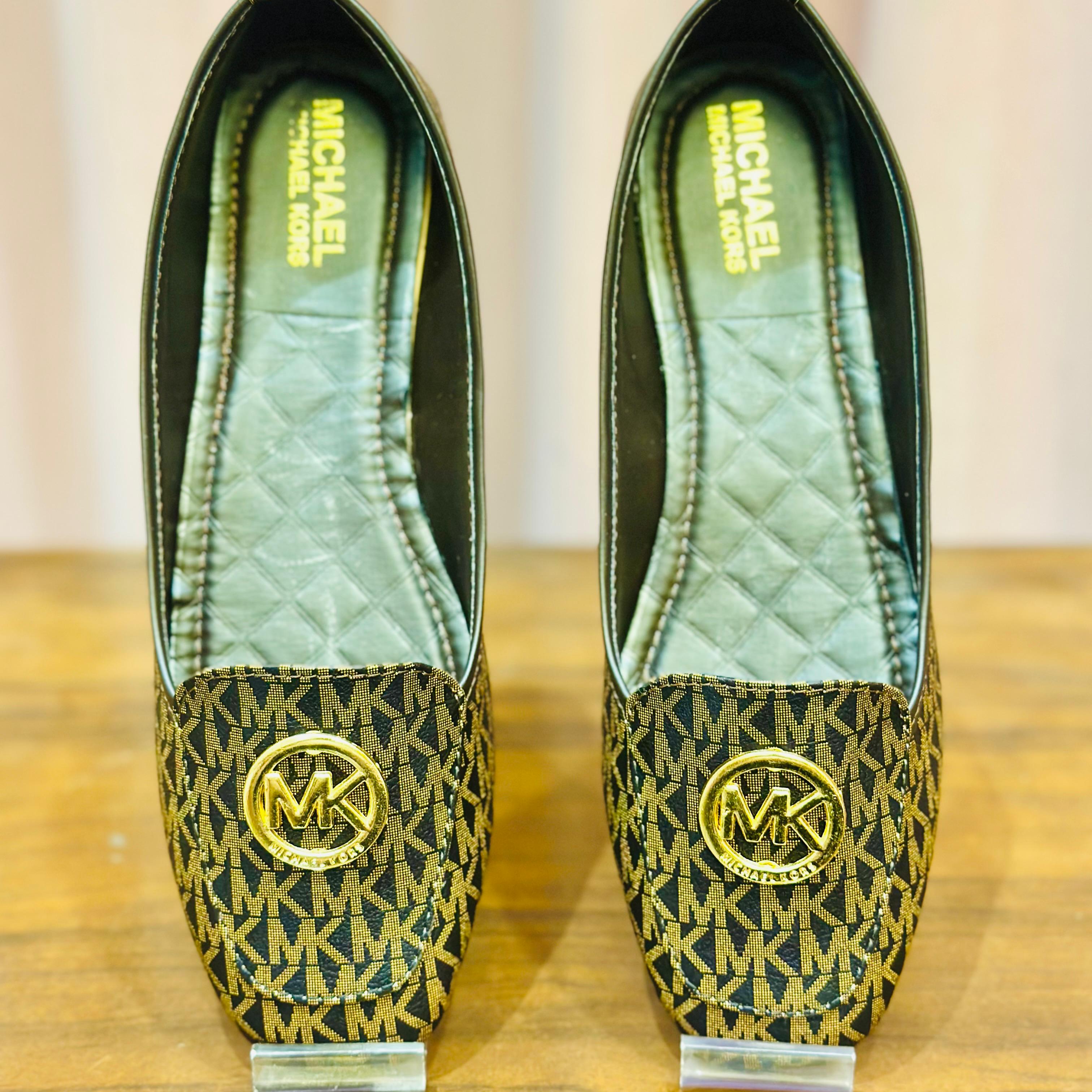 toes and flats 663