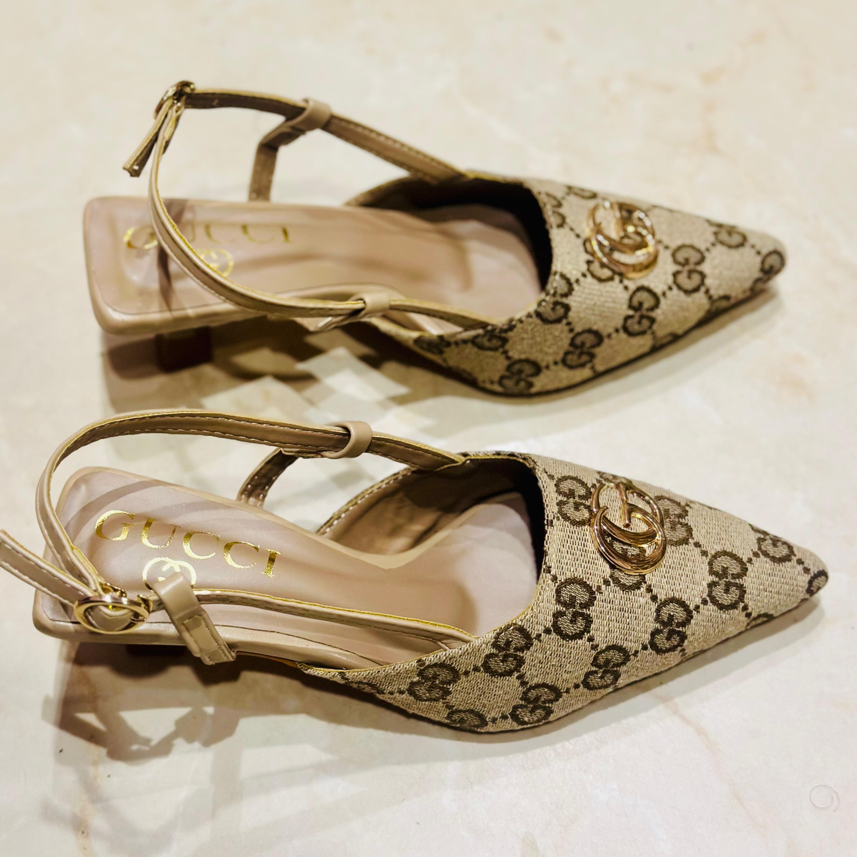 HEELS 11