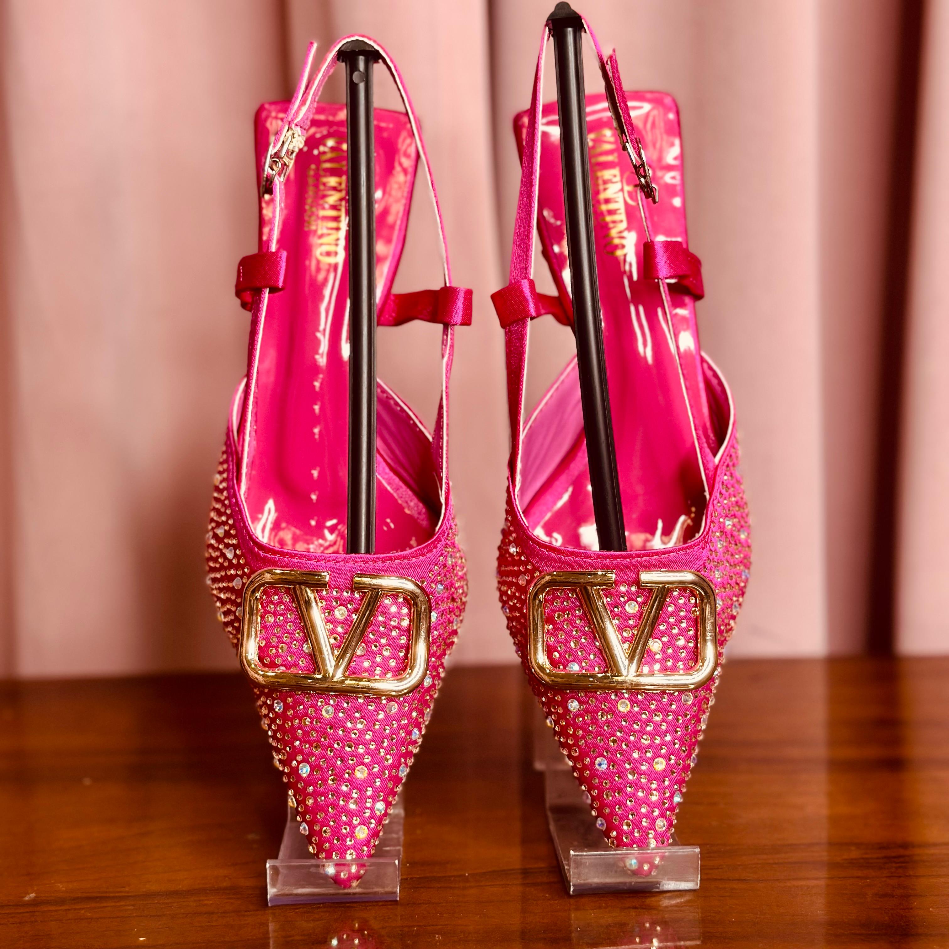 HEELS 16