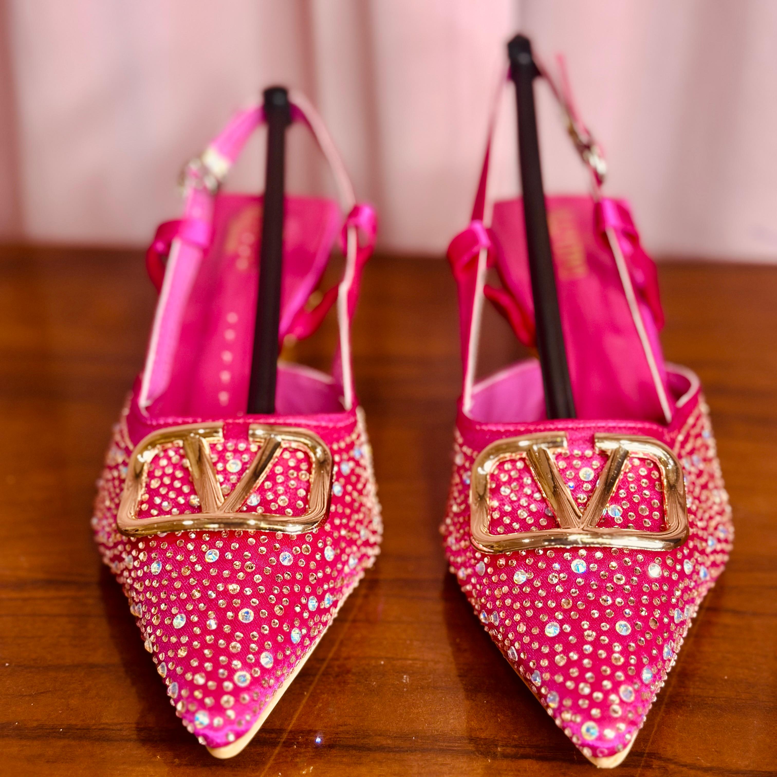 HEELS 16