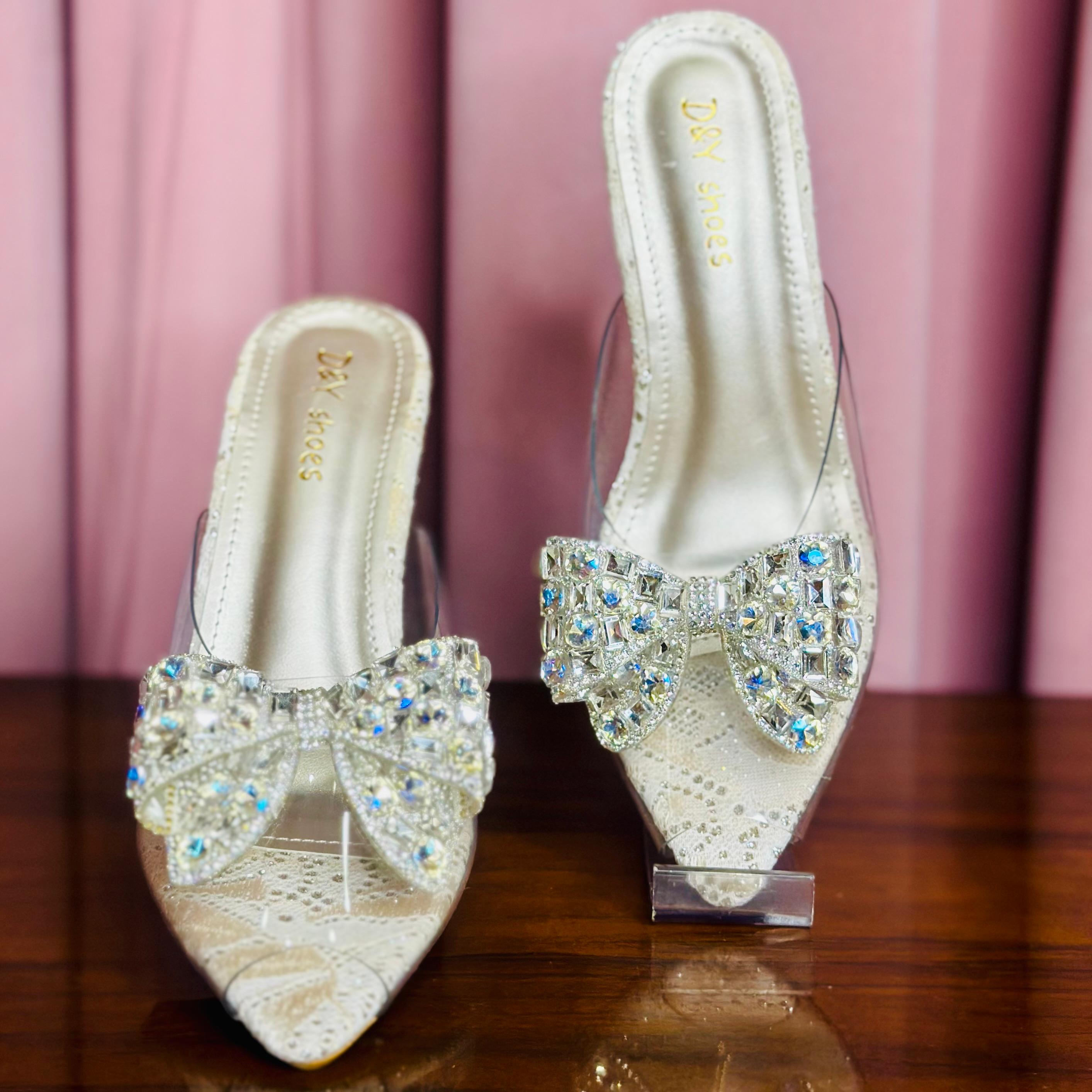 HEELS 21