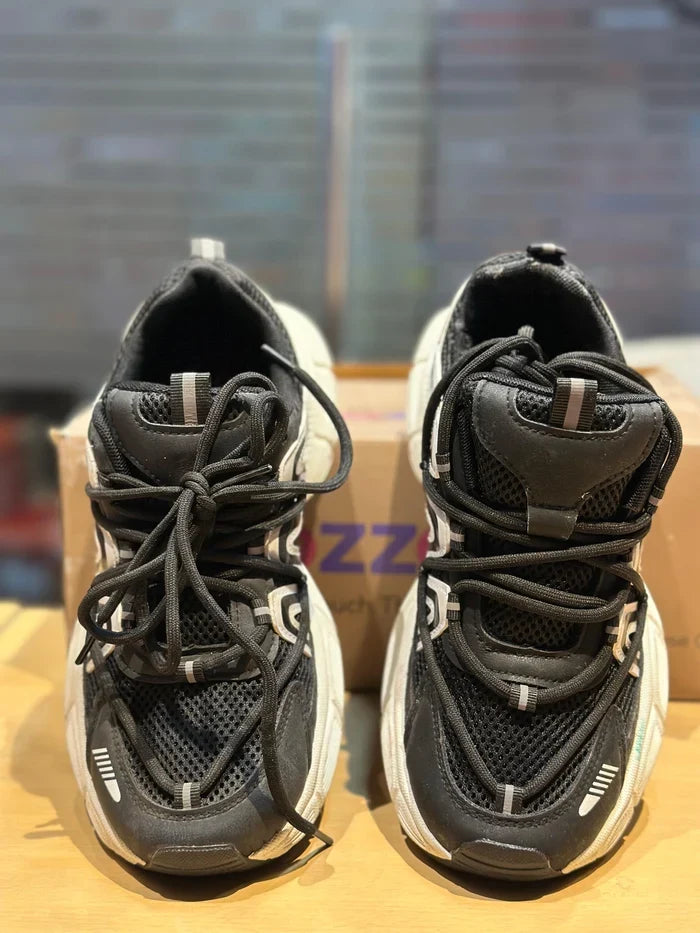 SPORT SHOE 20260402