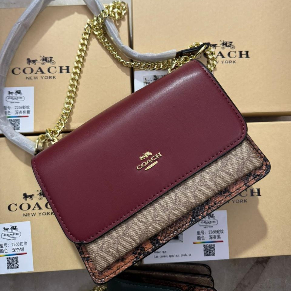 TOTS AND BAGS 136 ch