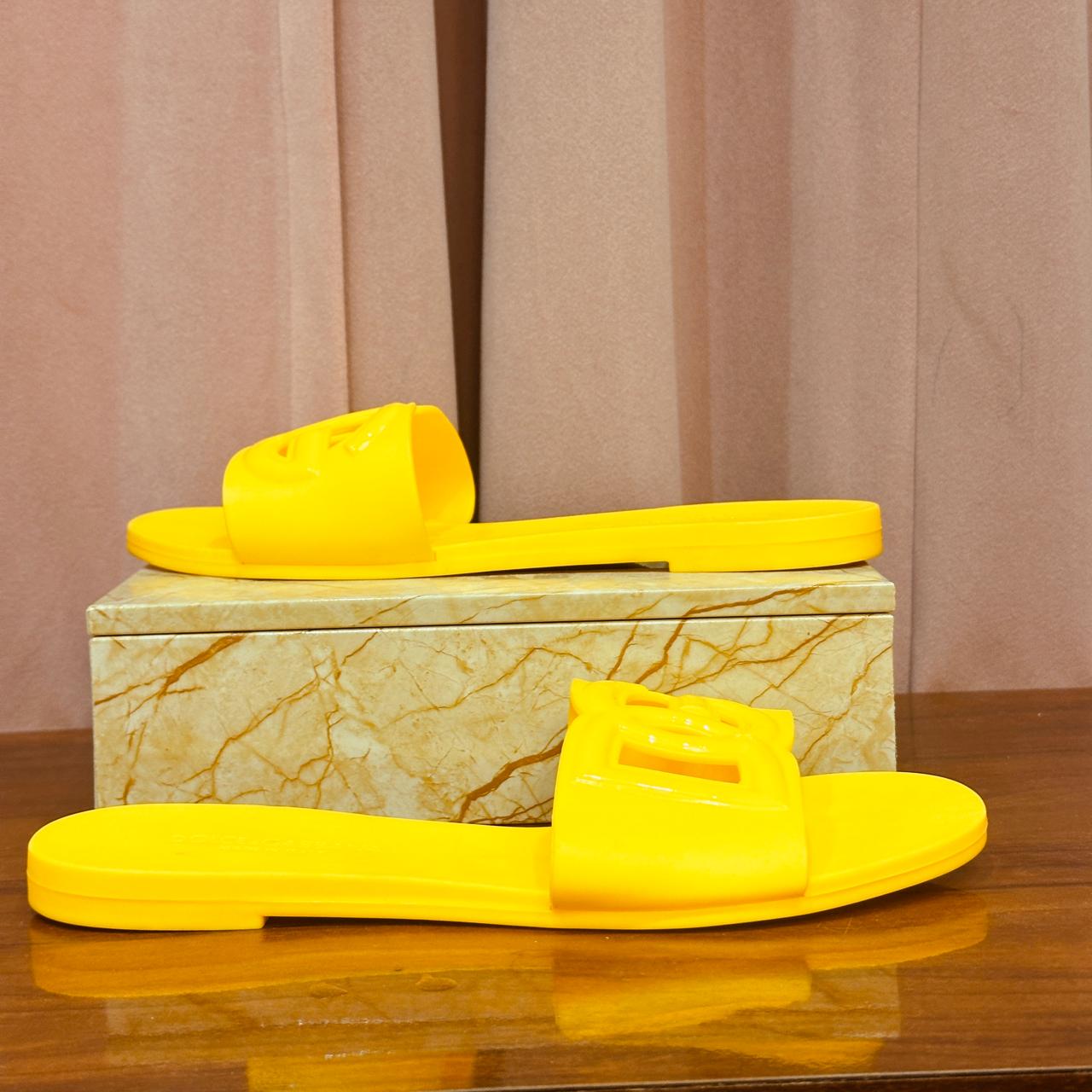 FLIP FLOPS 5235