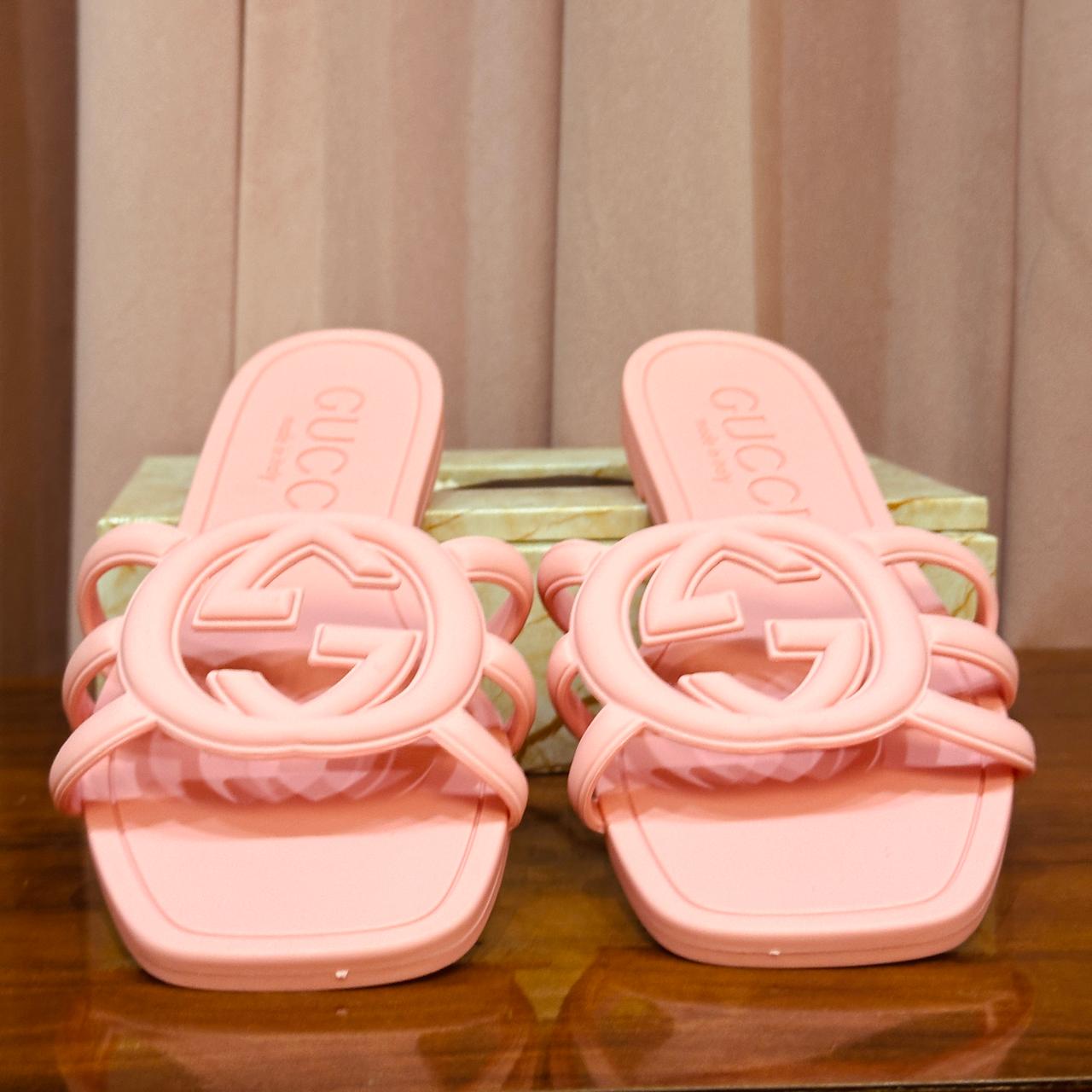 FLIP FLOPS 5239