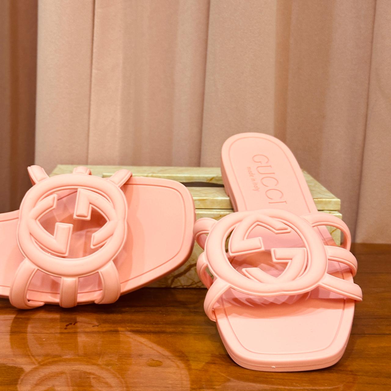 FLIP FLOPS 5239
