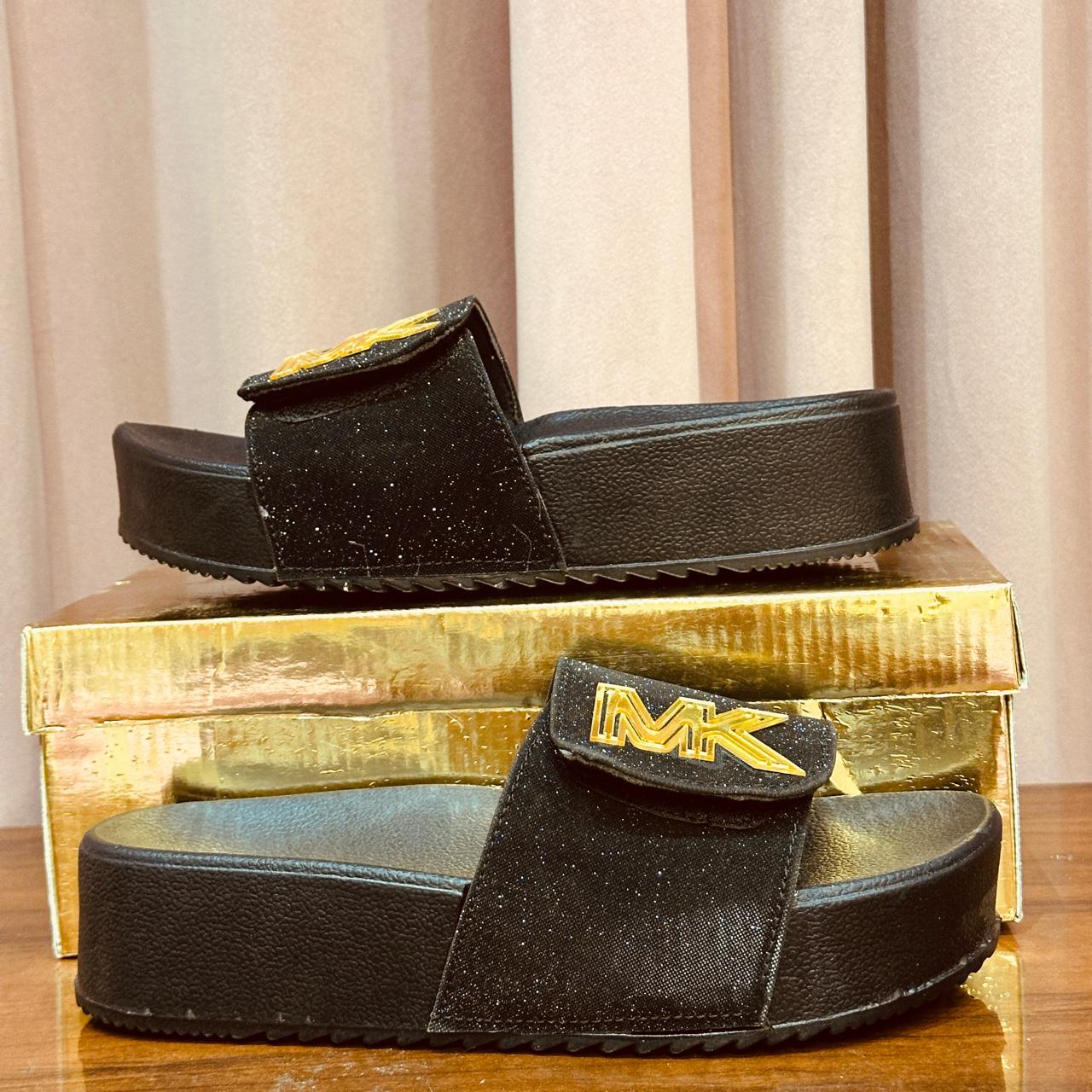 FLIP FLOPS 904