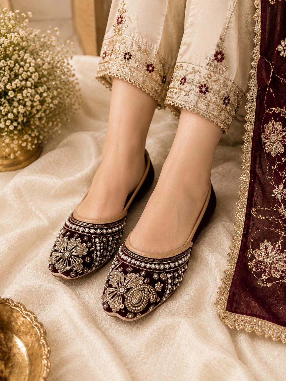 Punjabi Jutti Heavy Pearl Work202261005