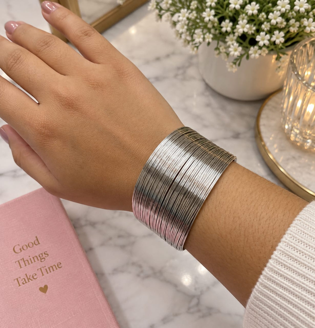 Elegant Silver Wire Bunch Bracelet 20261509