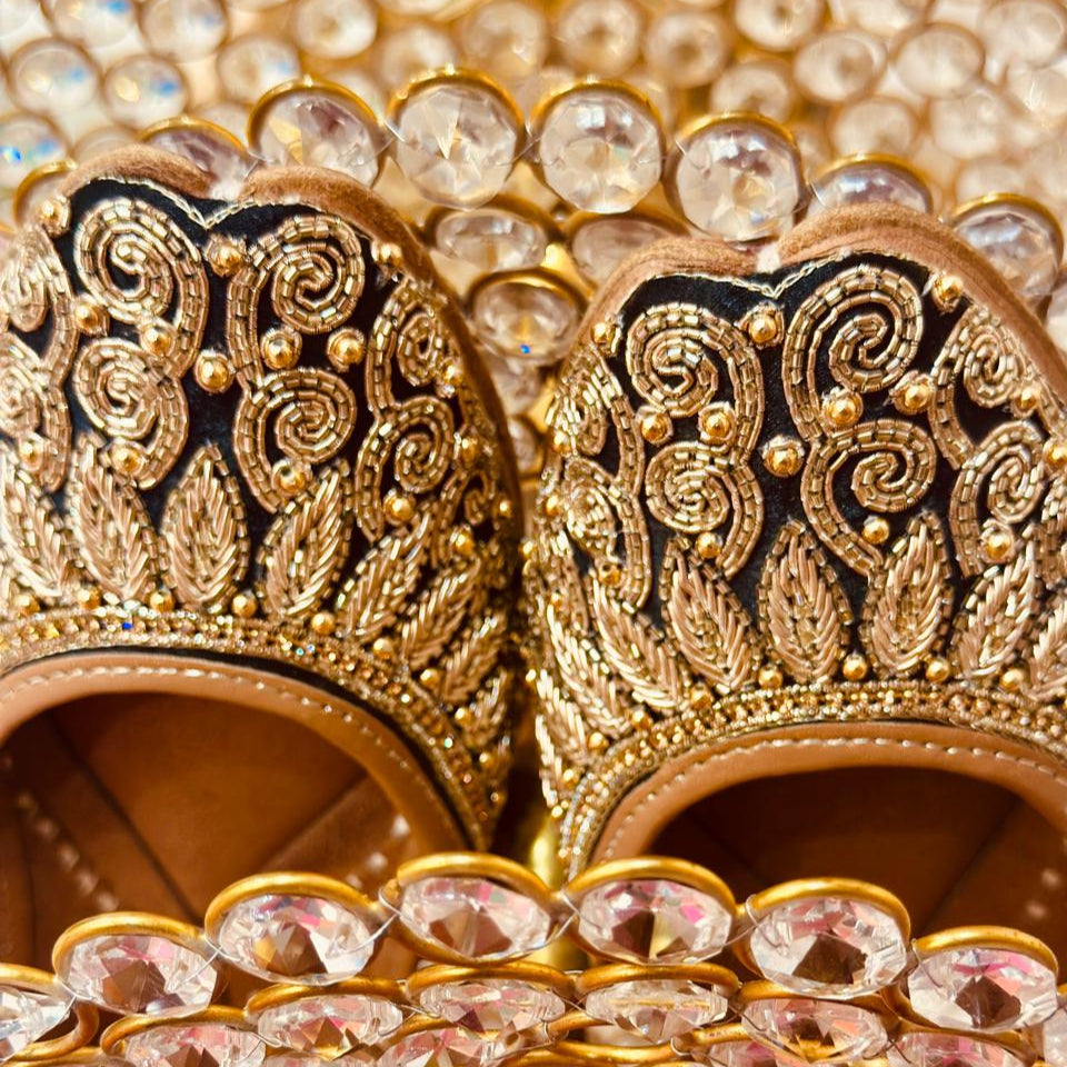 Punjabi Jutti Heavy embroidery Work2504