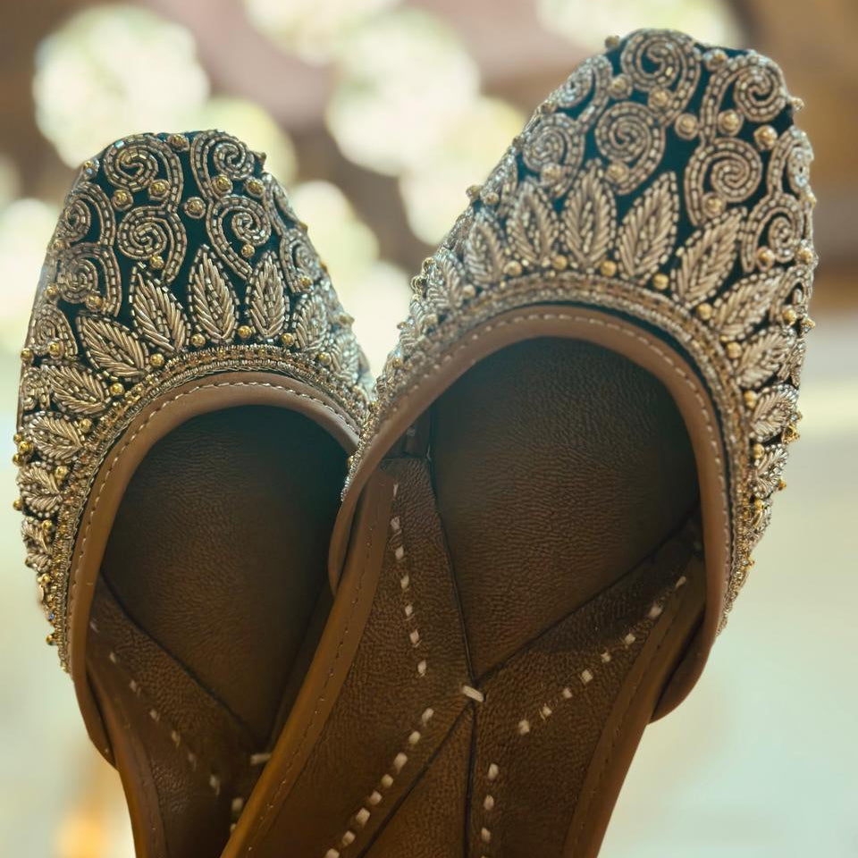 Punjabi Jutti Heavy embroidery Work2504