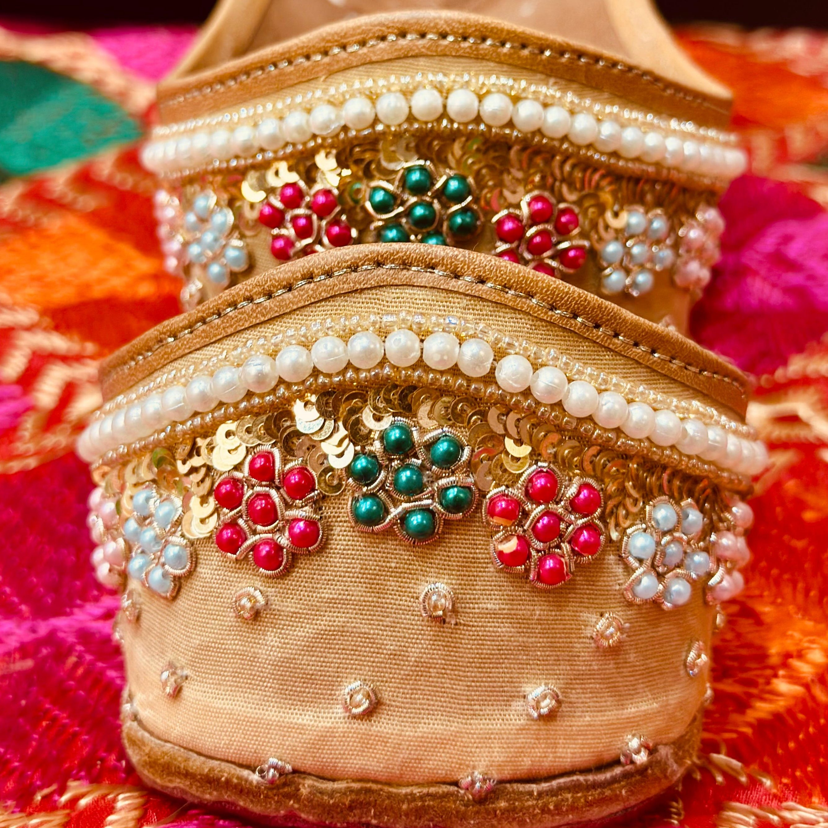 Punjabi Jutti heavy multi flower stone Work2701