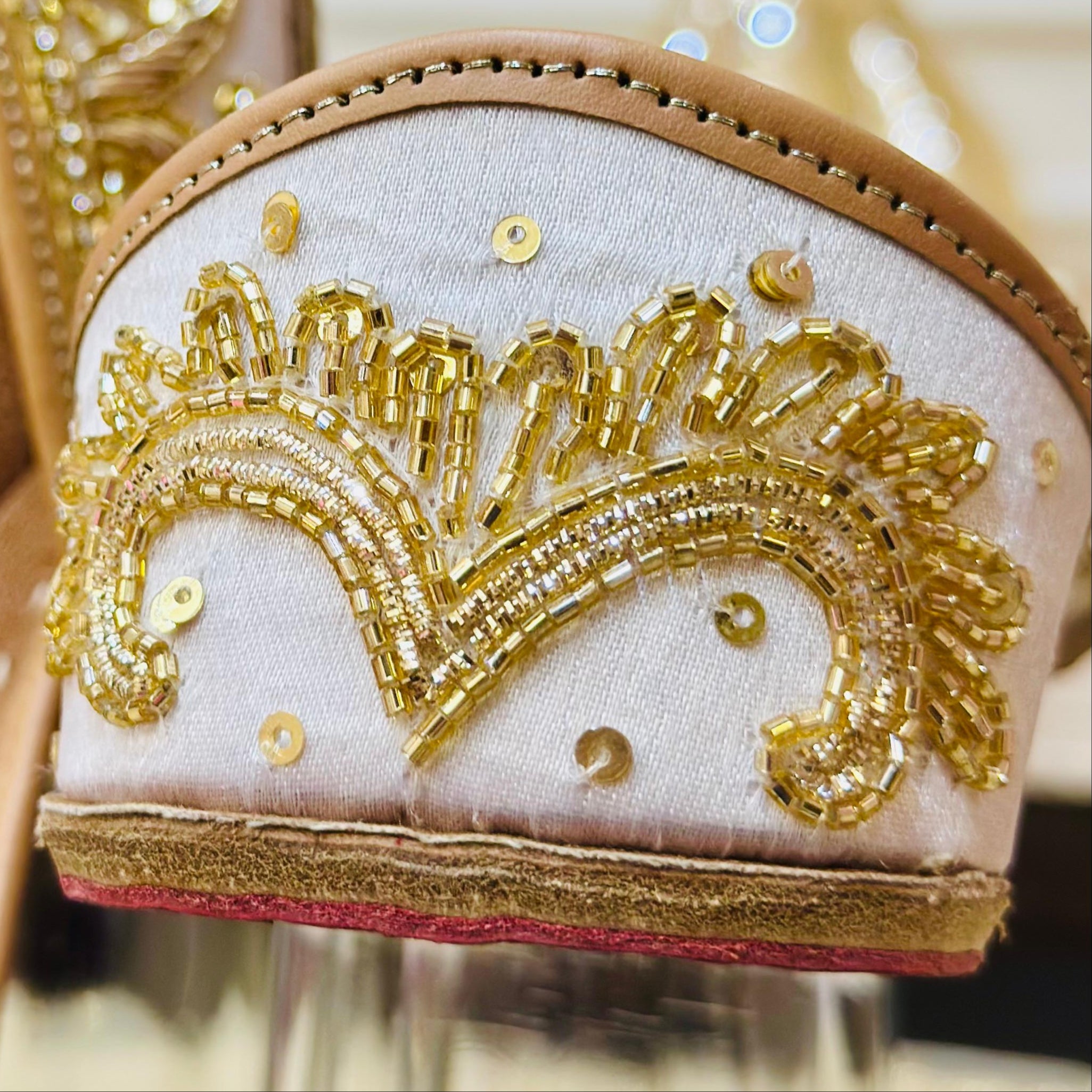 Punjabi Jutti Heavy Aari Work2801