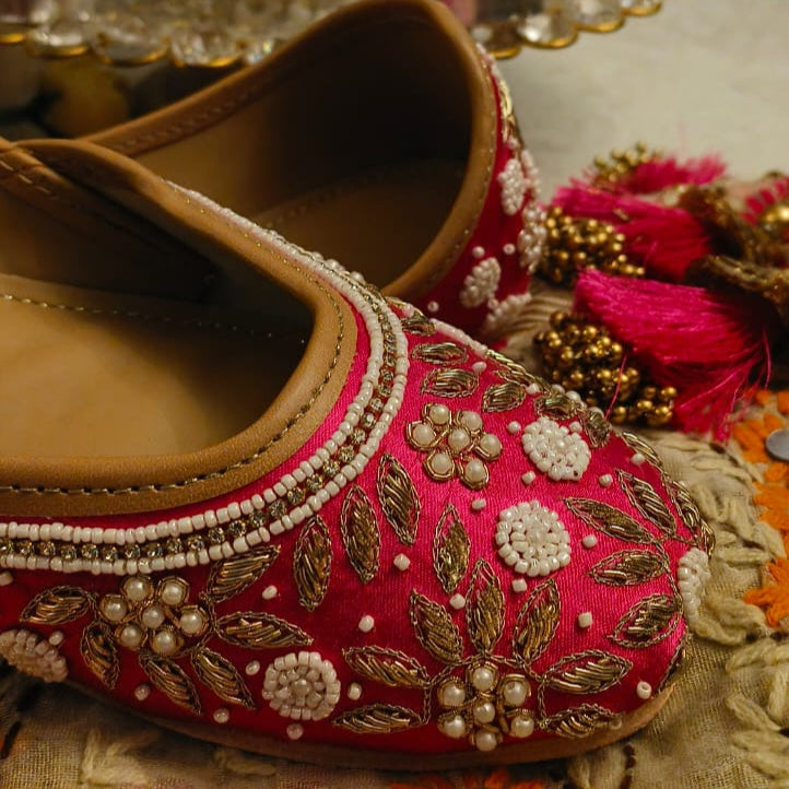 Punjabi Jutti Heavy Pearl Work2807