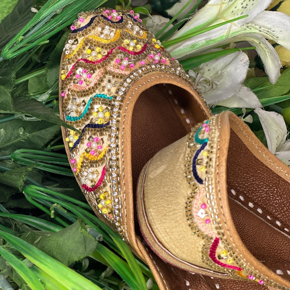 Punjabi Jutti Heavy Multi Golden Work2804