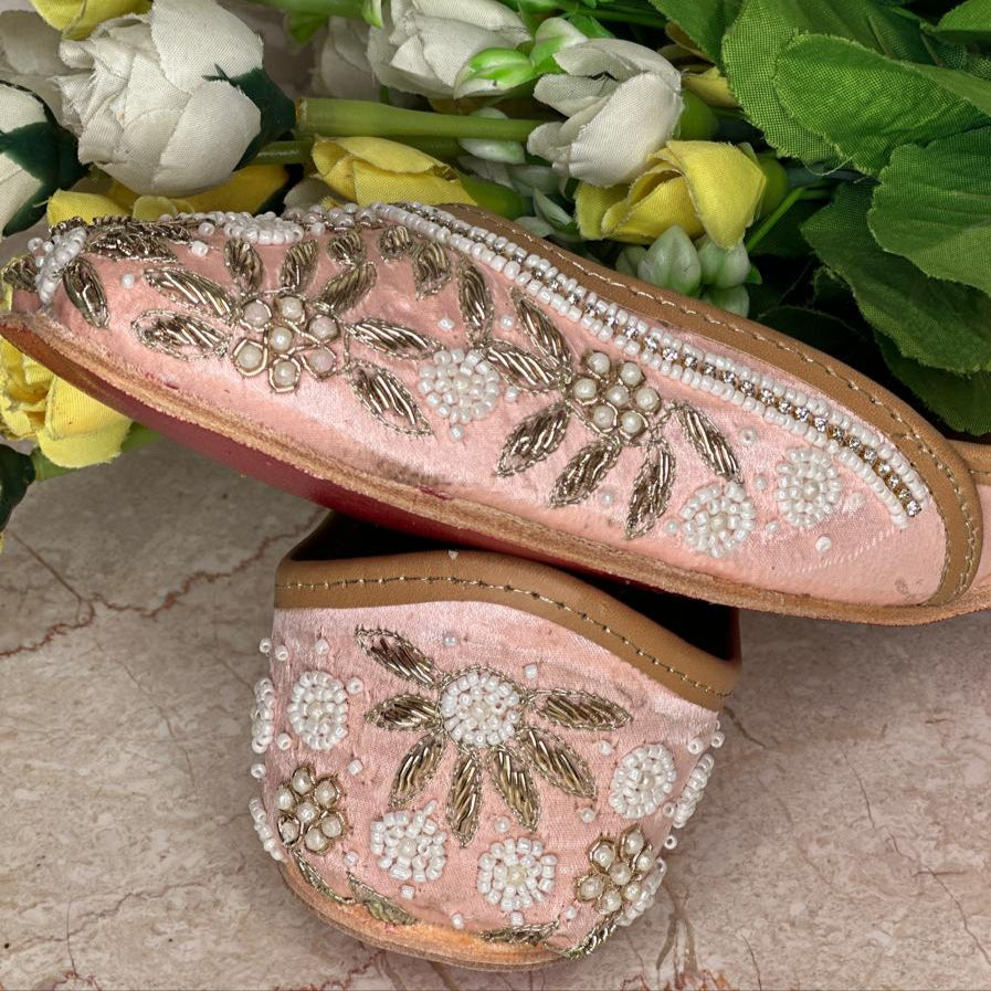 Punjabi Jutti Heavy Pearl Work2808