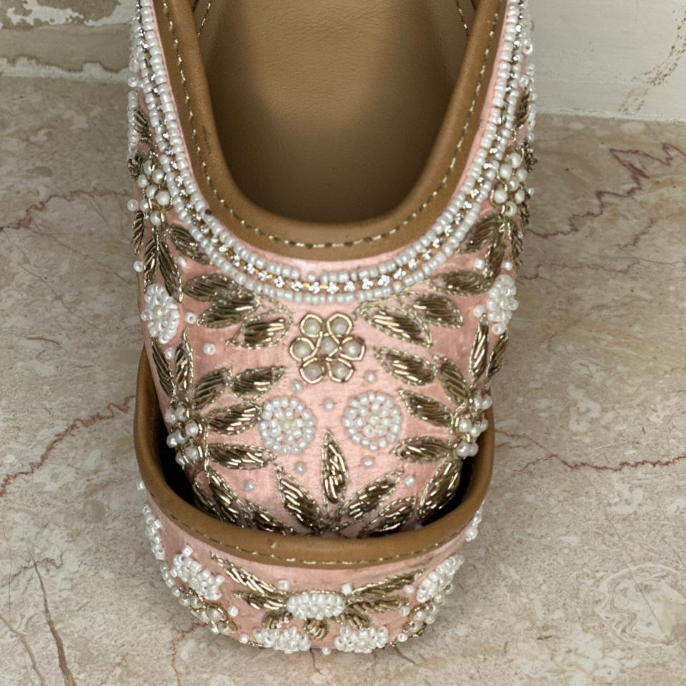 Punjabi Jutti Heavy Pearl Work2808