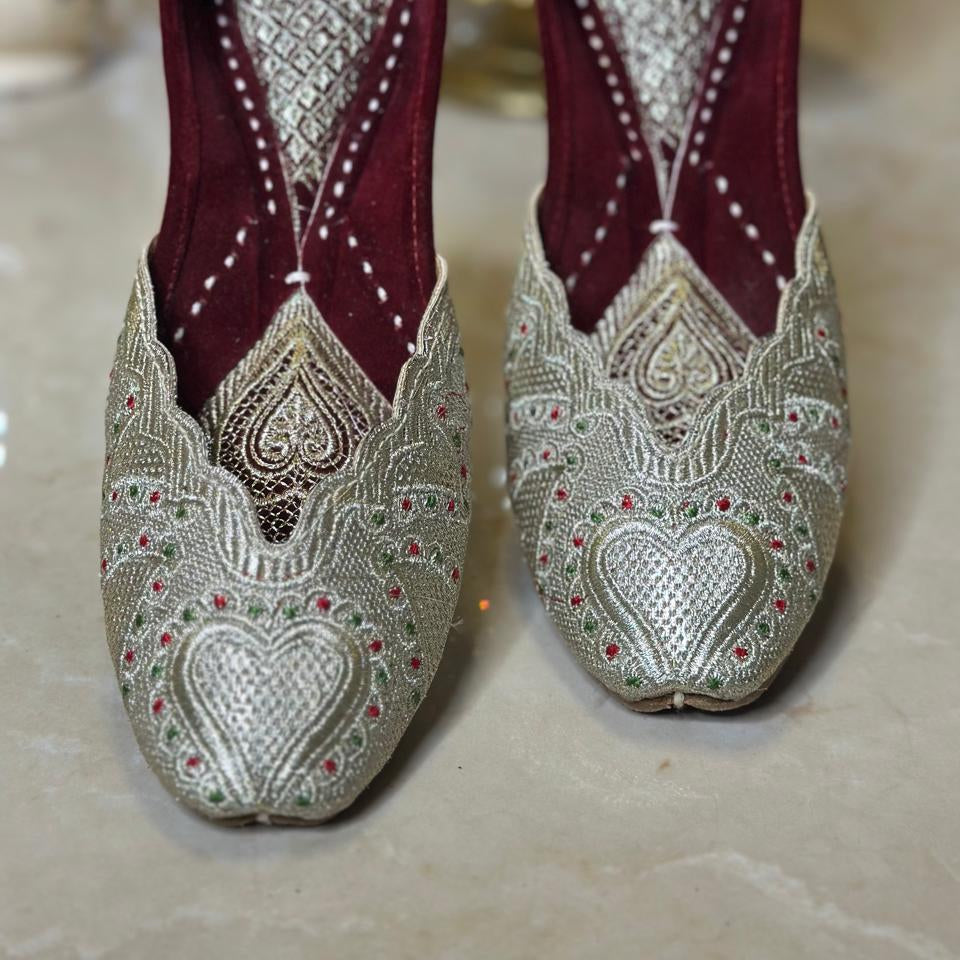 Punjabi Jutti Heavy Golden Work2814