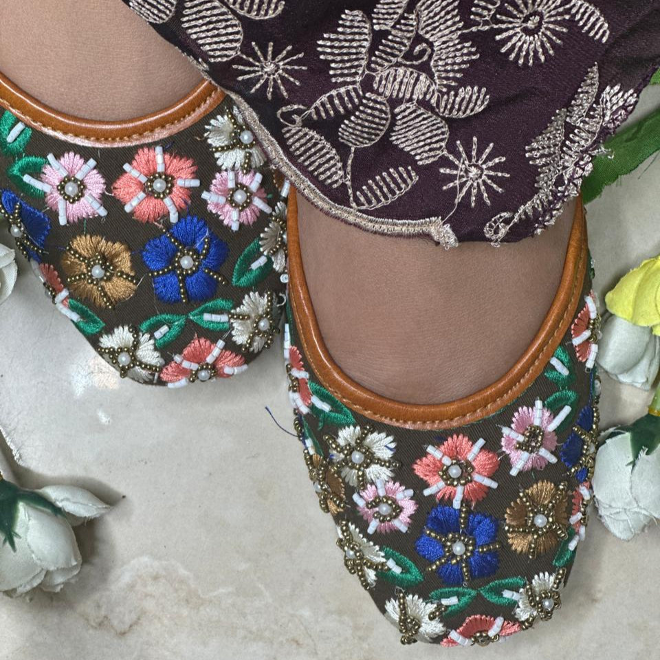 Punjabi Jutti Heavy Kadai Work2824