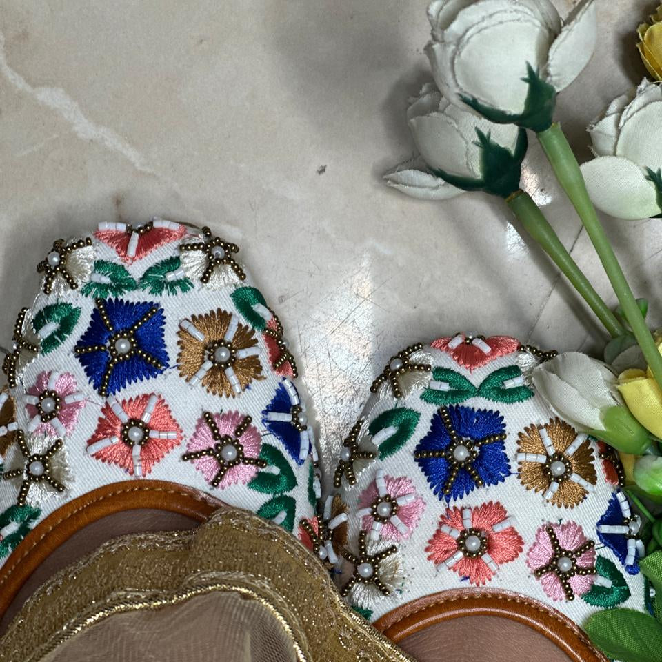 Punjabi Jutti Heavy Kadai Work2825