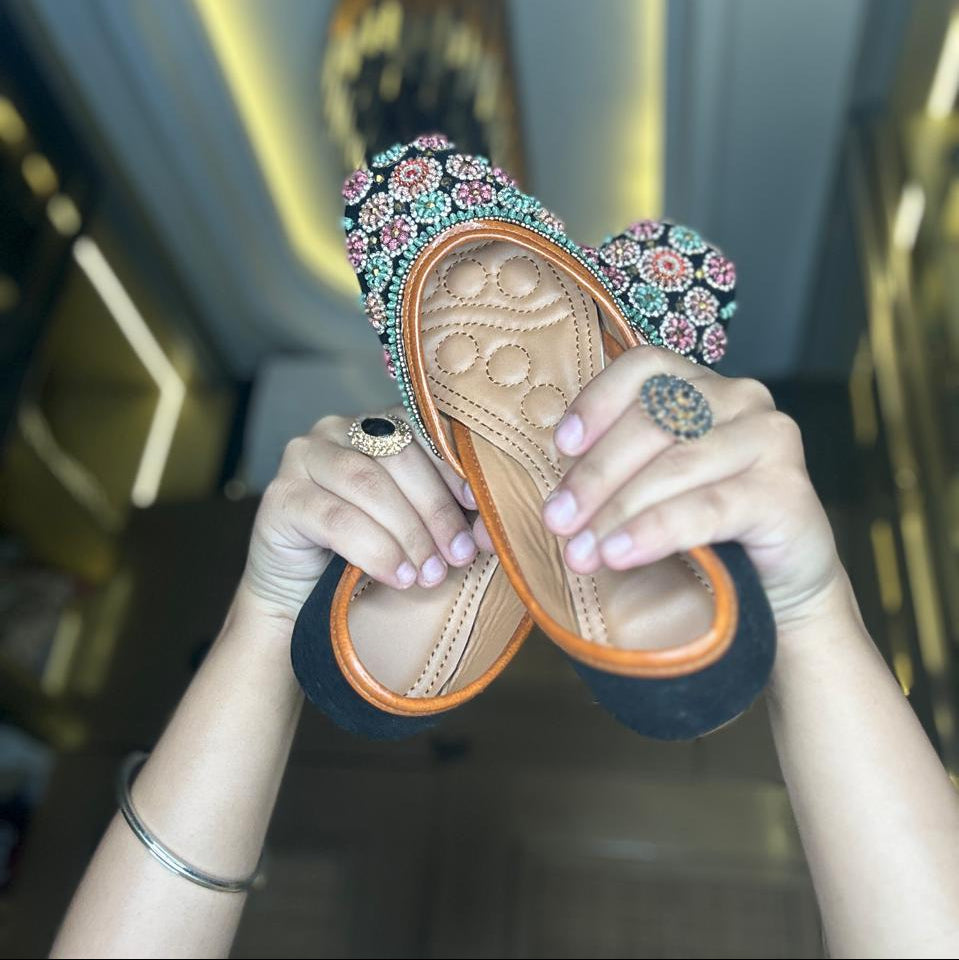 Punjabi Jutti Heavy Mirror Sequence Work2903