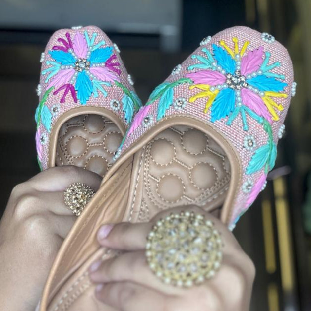 Punjabi Jutti Heavy Thread Sequence Work2904