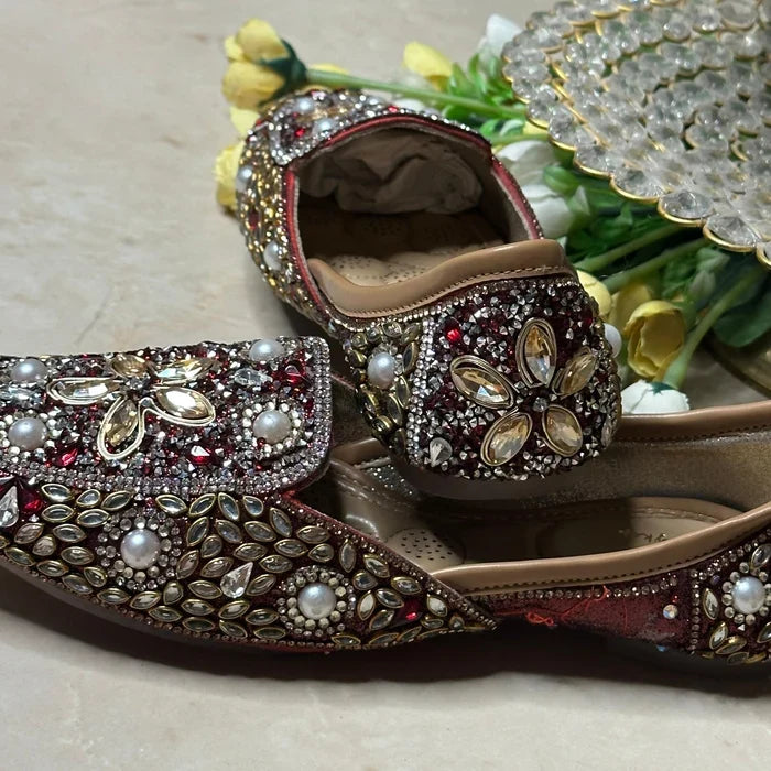 Punjabi Jutti heavy mirror work (MRN)20260334