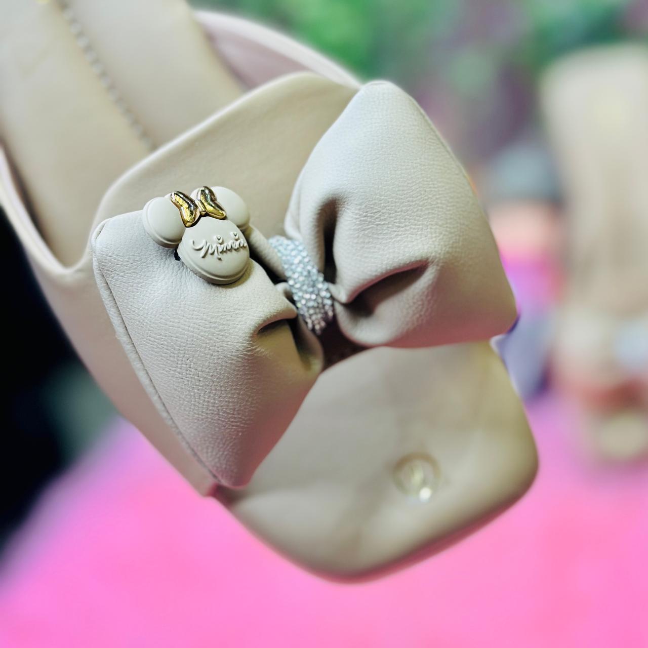 toes and flats 801 b