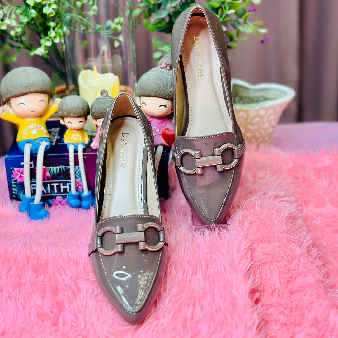 toes and flats 603 b