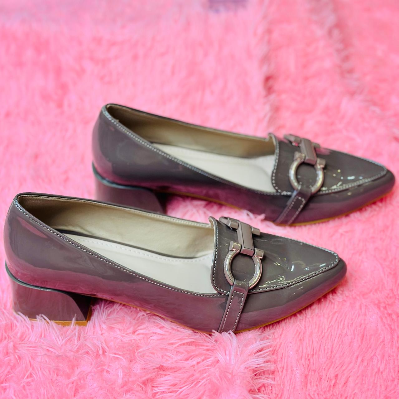 toes and flats 603 b