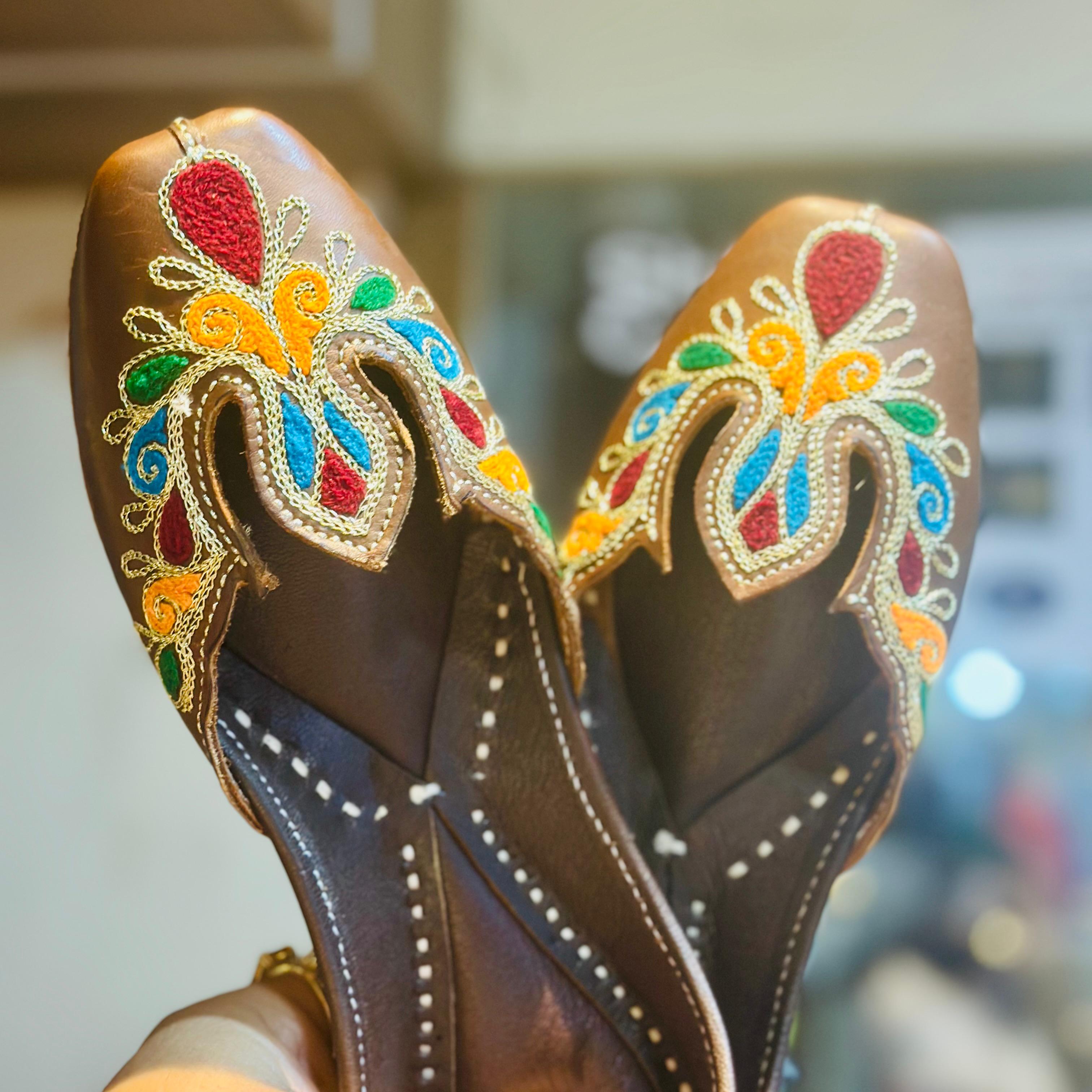 Punjabi Jutti pakisatni upper leather work 0312