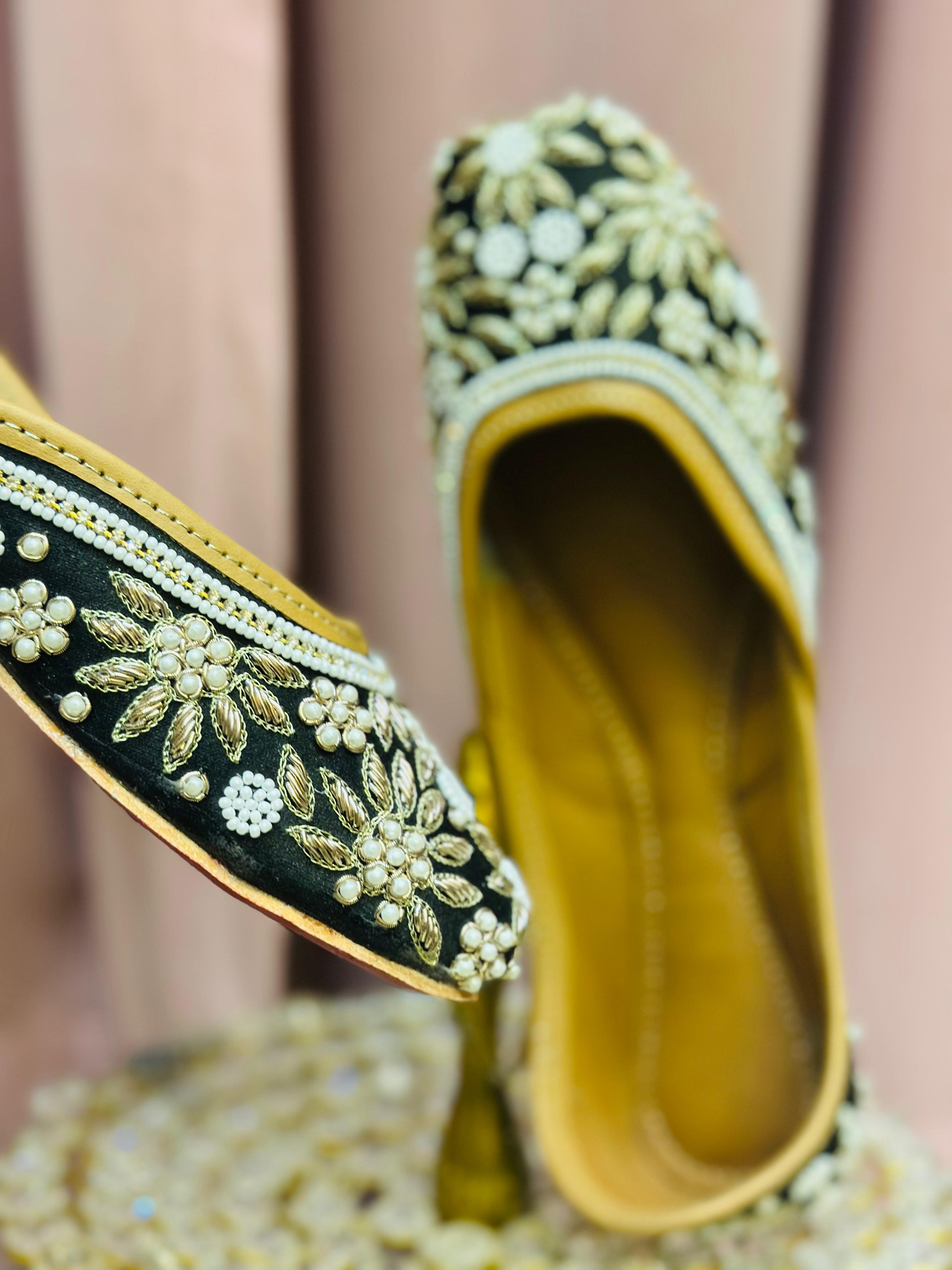 Punjabi Jutti Heavy Pearl Work3224