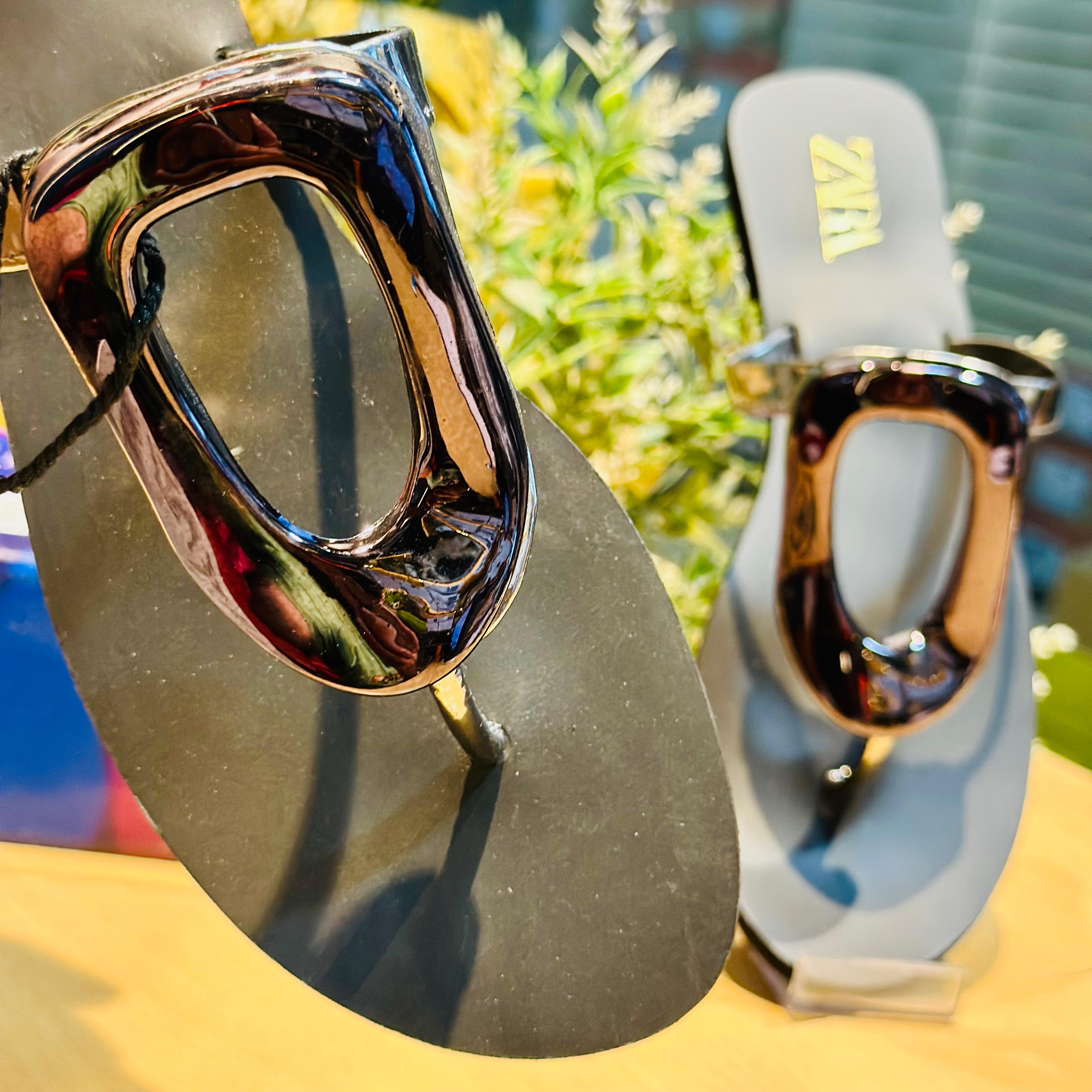 FLIP FLOPS 0522
