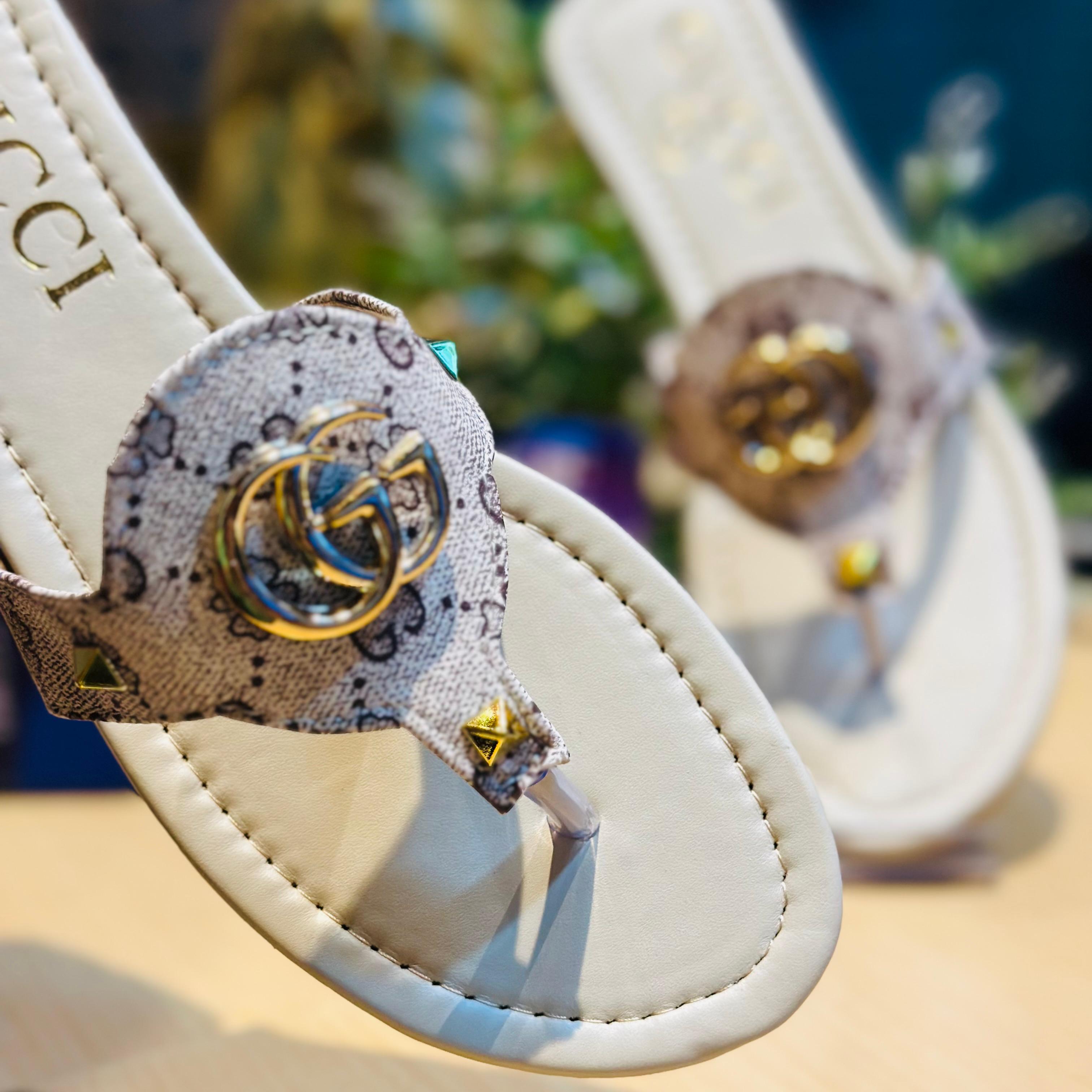FLIP FLOPS 0510