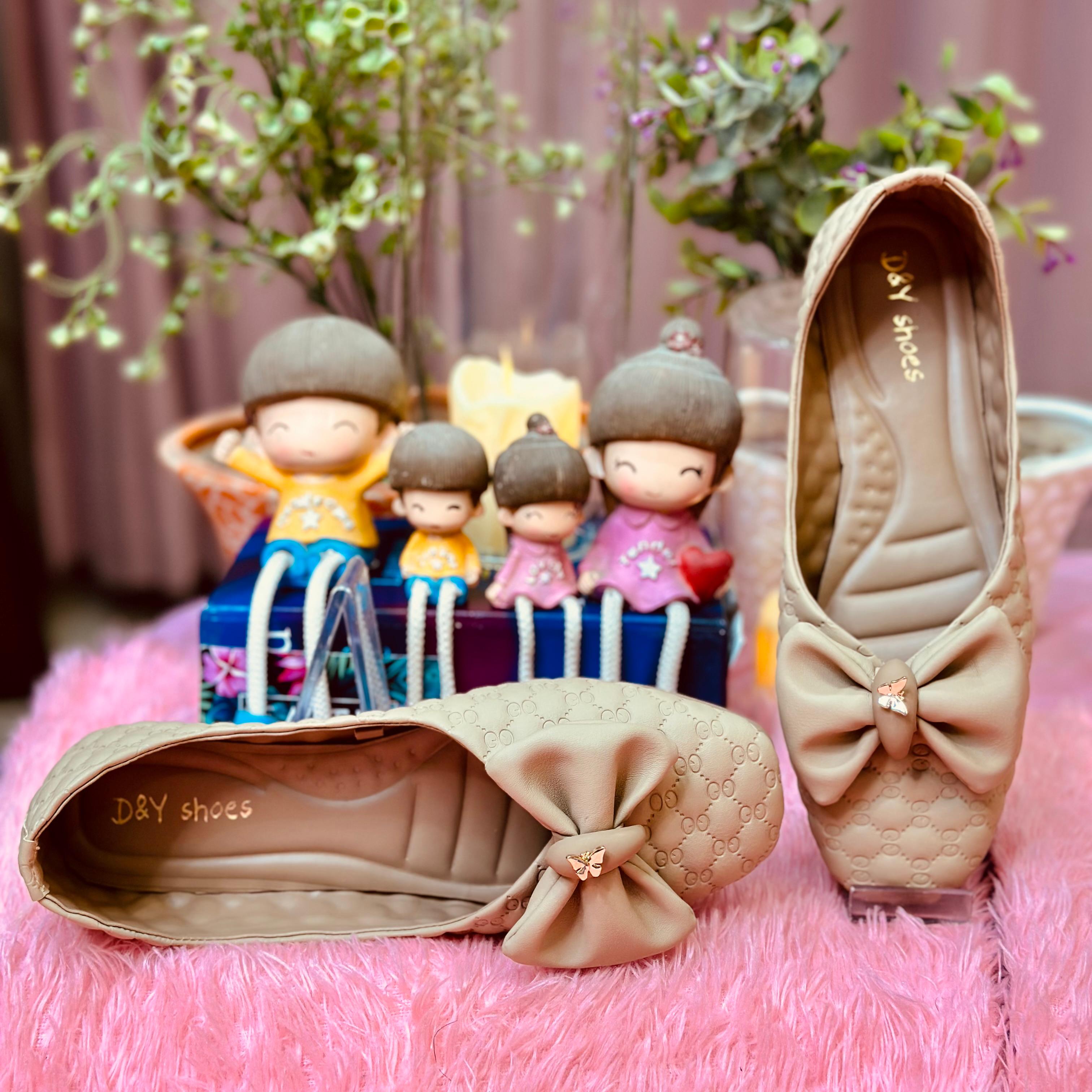 toes and flats  603